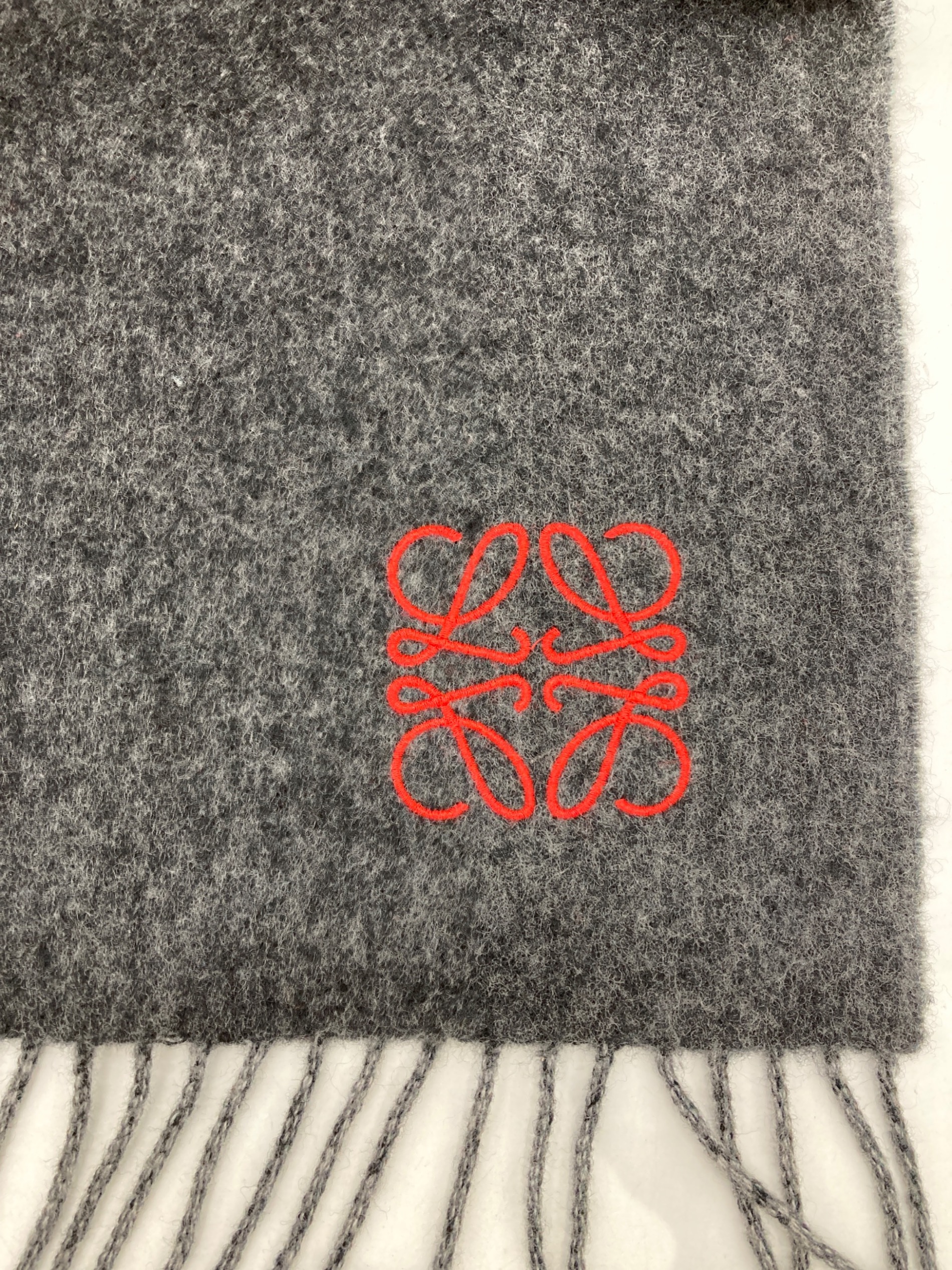 中古・古着通販】LOEWE (ロエベ) アナグラムロゴカシミヤ混マフラー