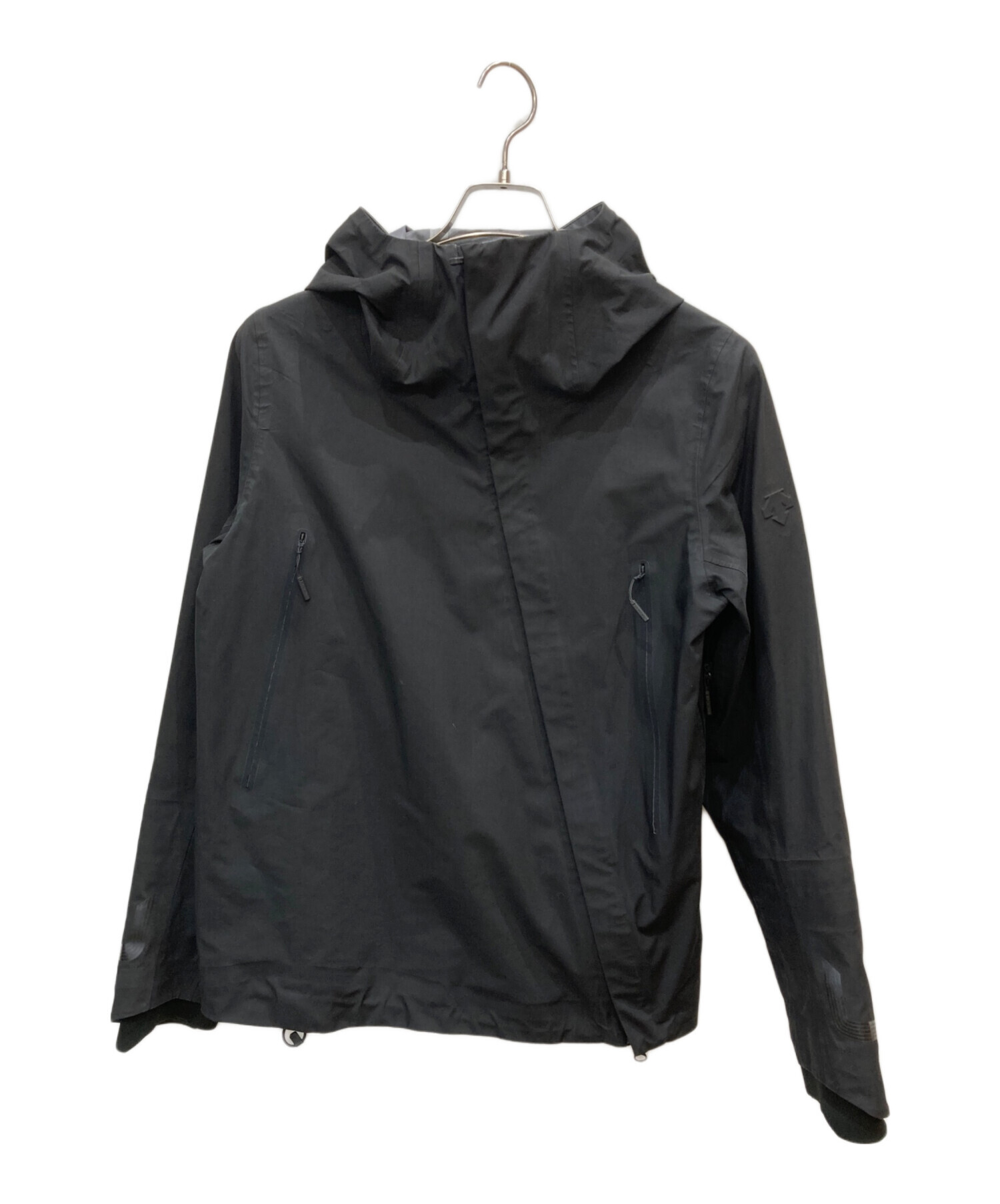 中古・古着通販】DESCENTE (デサント) マウンテンパーカー ブラック 