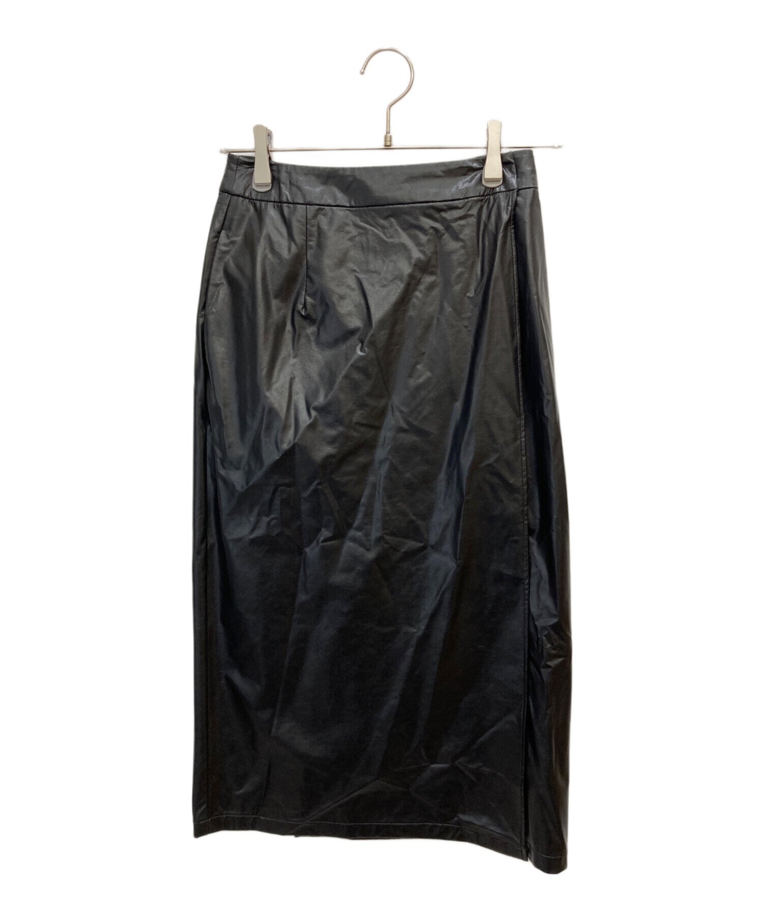 スカート Ameri FAKE LEATHER CUT WORK SKIRT Ameri（アメリ）の「SYNTHETIC LEATHER CUT WORK SKIRT（スカート