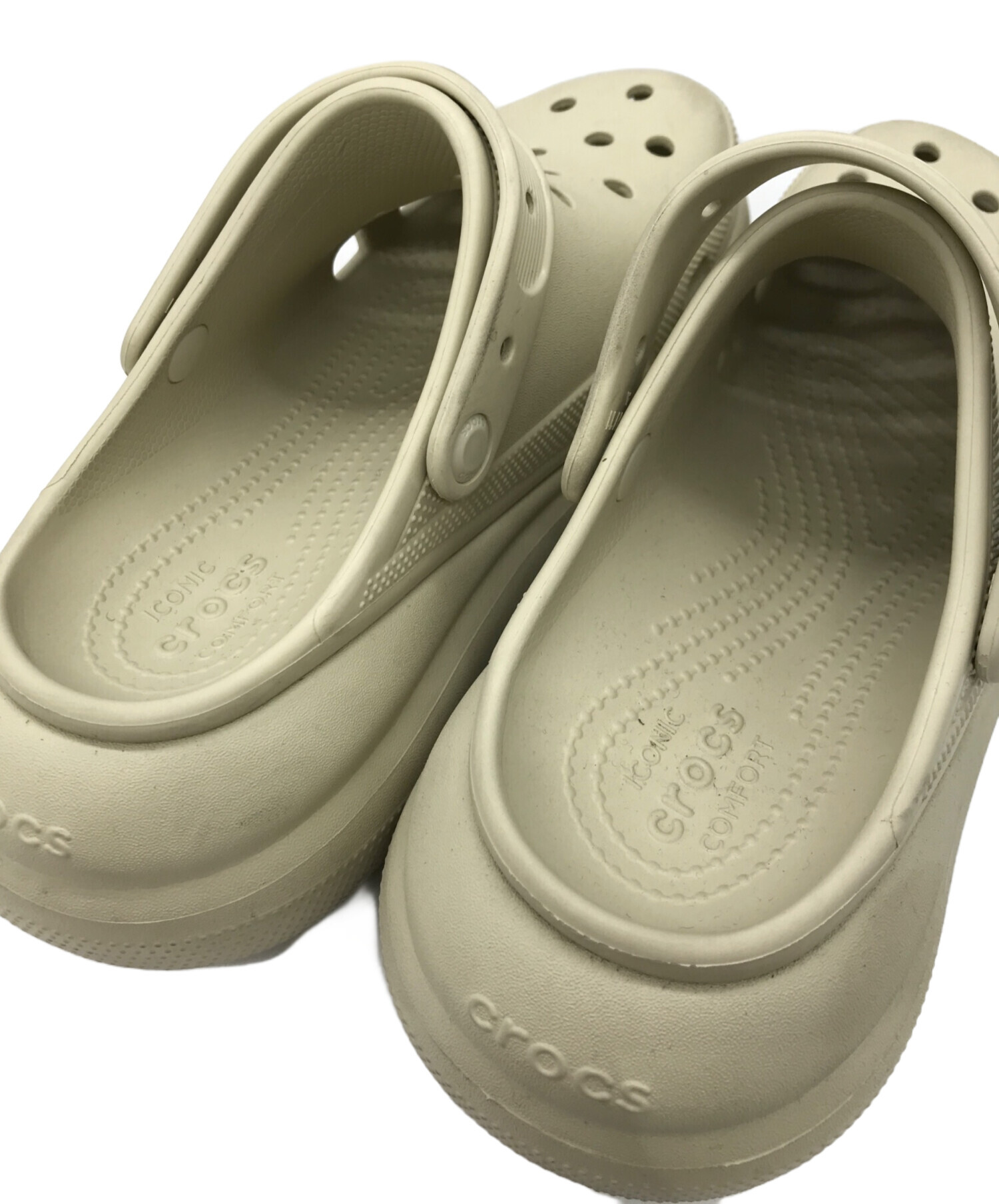 中古・古着通販】crocs (クロックス) MEGA CRUSH CLOG ベージュ サイズ