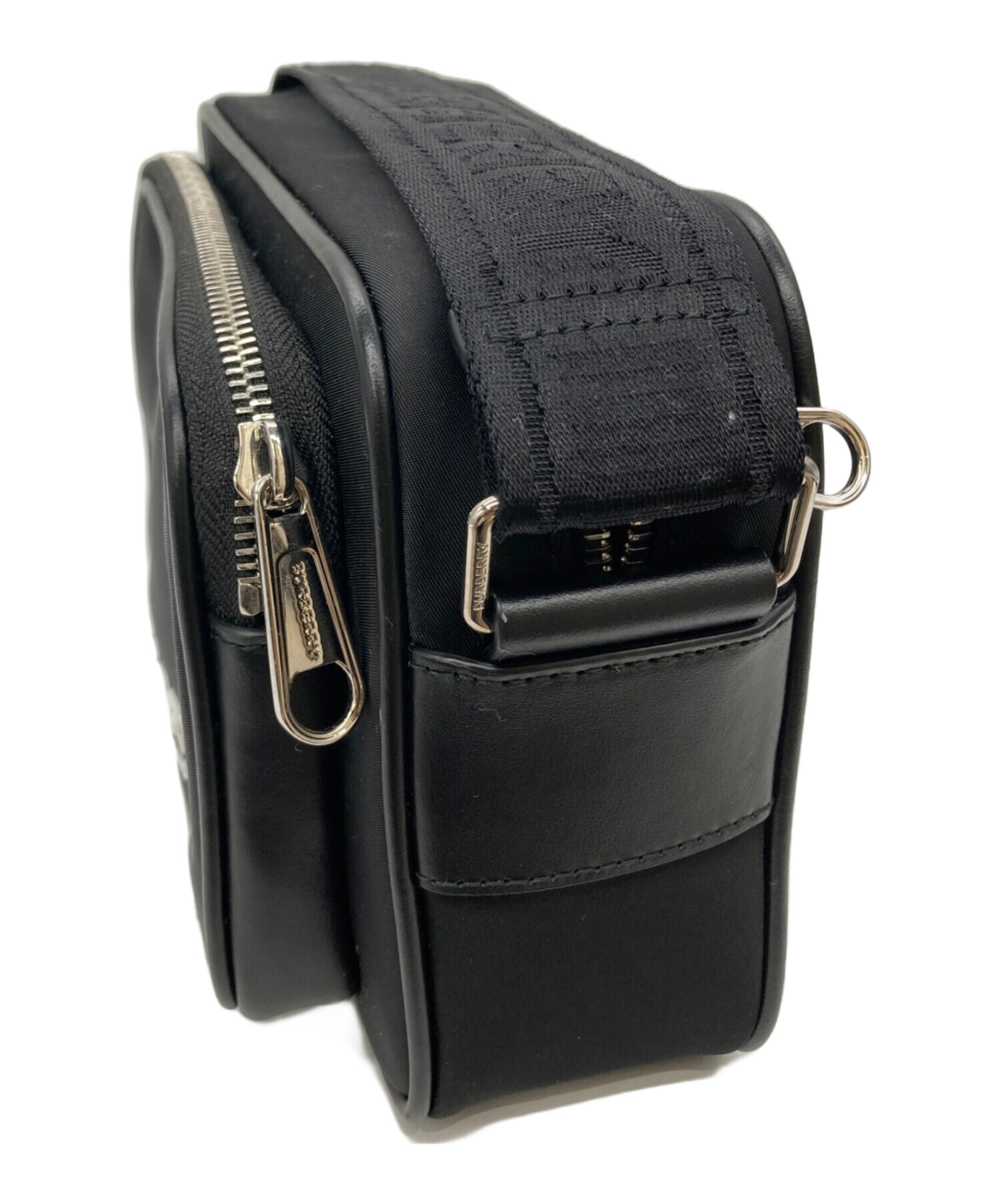 BURBERRY ブラック ボディバッグ 中古・古着通販】BURBERRY (バーバリー) クロスボディバッグ ブラック