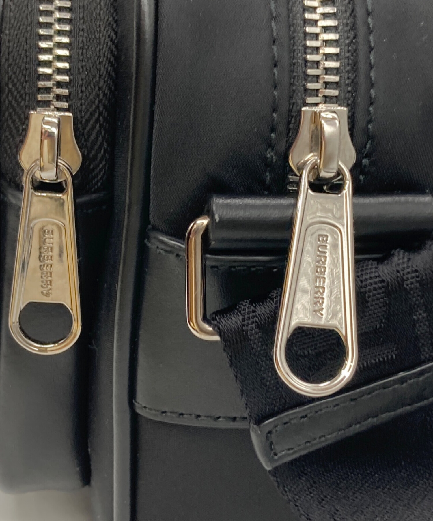 中古・古着通販】BURBERRY (バーバリー) クロスボディバッグ ブラック