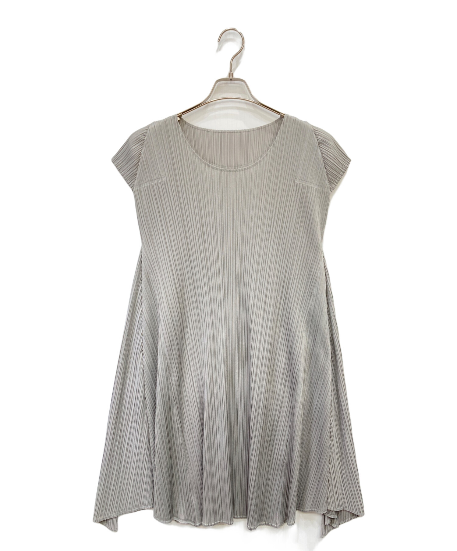 美品 00’s PLEATS PLEASE 08AW ラメ ノースリーブ 美品 00's PLEATS PLEASE 08AW ラメ ノースリーブ 【公式通販】