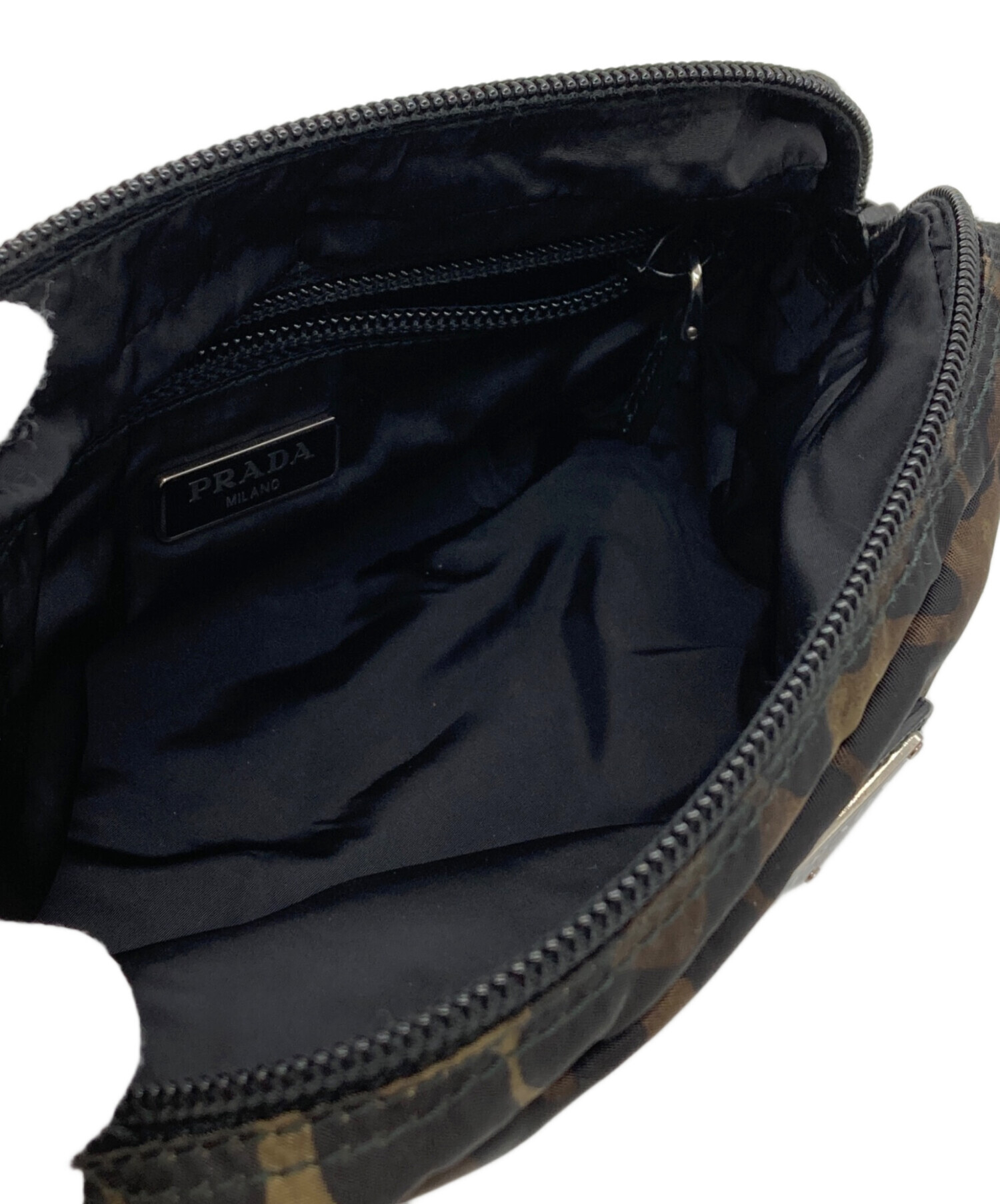 中古・古着通販】PRADA (プラダ) ポーチ ブラウン｜ブランド・古着通販