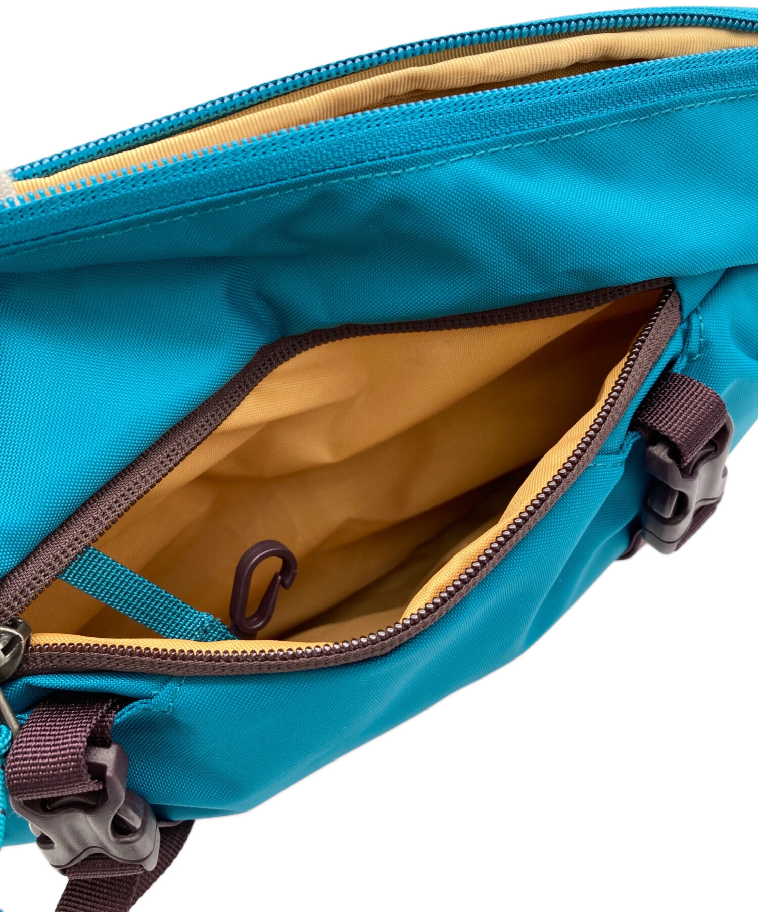 中古・古着通販】Patagonia (パタゴニア) アトム・スリング 8L スカイ