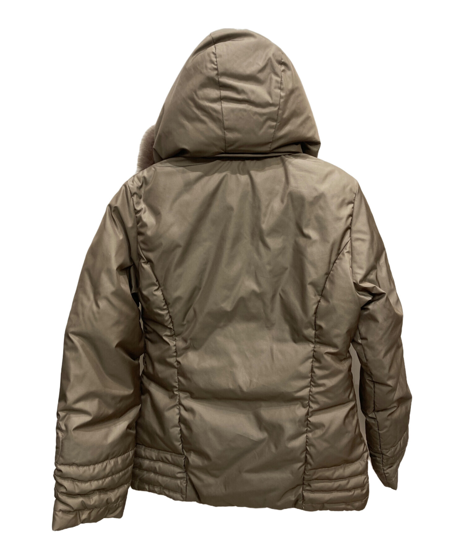 モンクレール　ダウンジャケット中古　レディース 中古・古着通販】MONCLER (モンクレール) TANZ VESTE ダウンジャケット