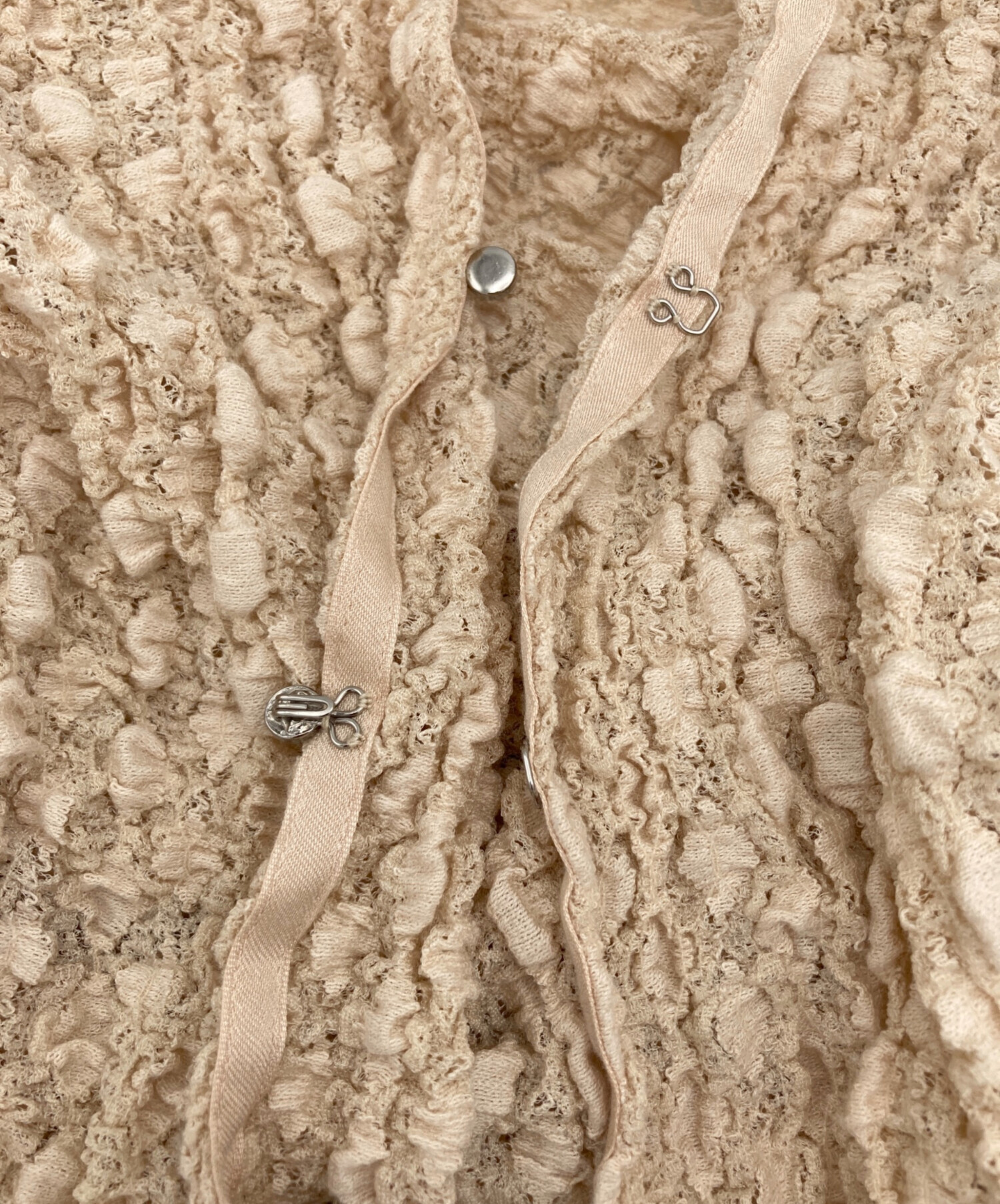 新品タグ付き★CODE A shrink lace blouse CODE A｜shrink lace blouse USAGI ONLINE限定】shrink lace blouse