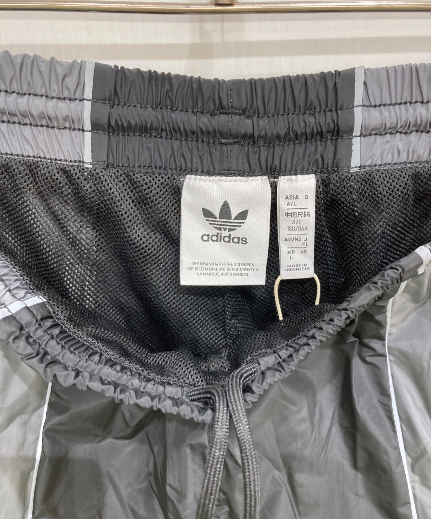 中古・古着通販】adidas originals (アディダスオリジナル) ウーブン