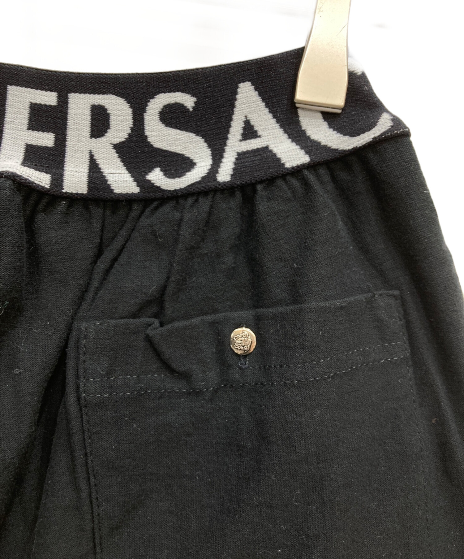 中古・古着通販】VERSACE (ヴェルサーチェ) ハーフパンツ ブラック