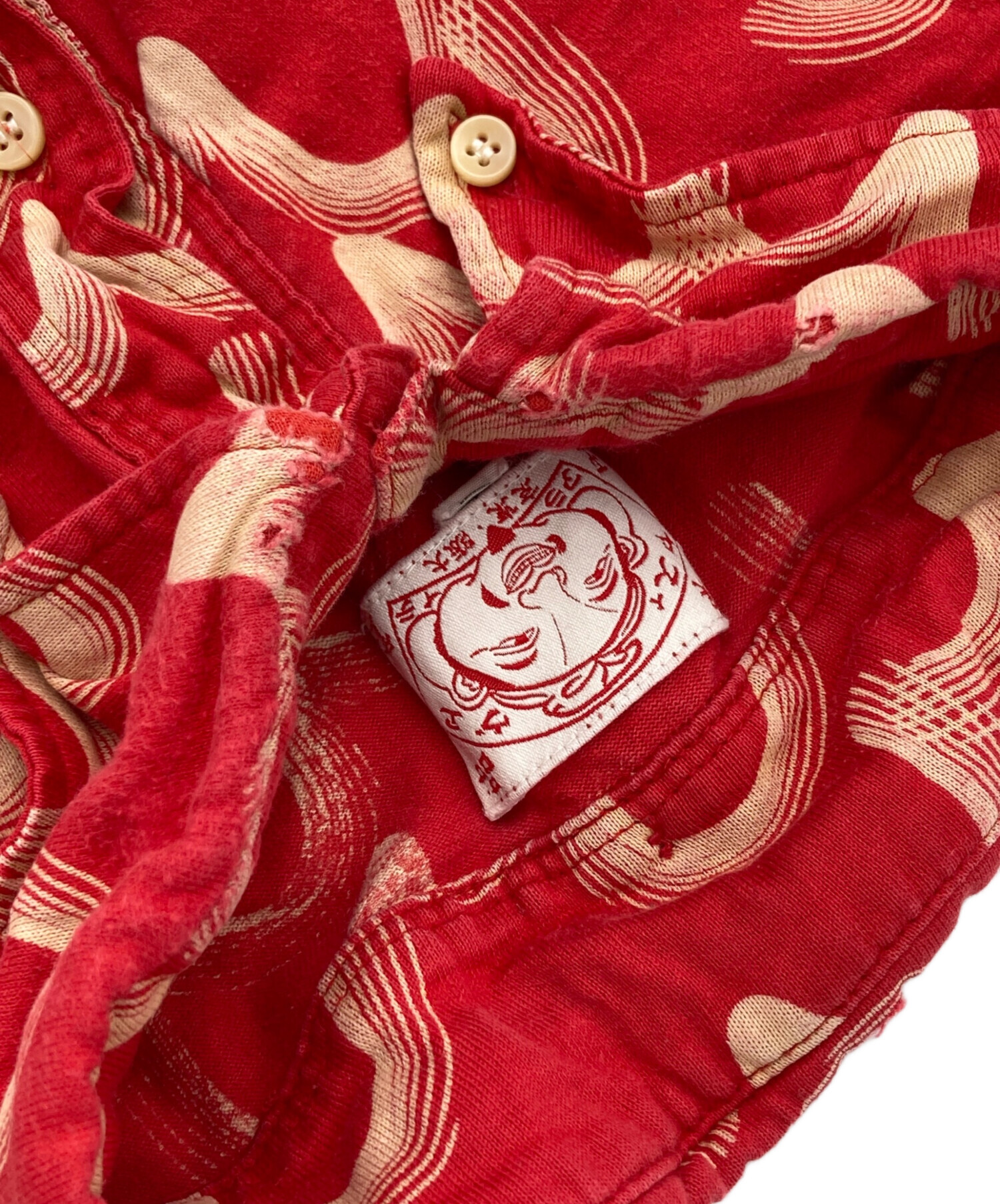 中古・古着通販】EVISU (エヴィス) 長袖ポロシャツ レッド 中古・古着通販】EVISU (エヴィス) 長袖ポロシャツ レッド