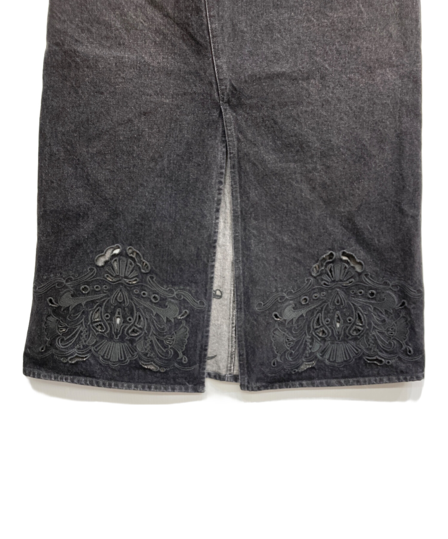 中古・古着通販】Ameri (アメリ) UND CUTWORK EMBROIDERY DENIM SKIRT