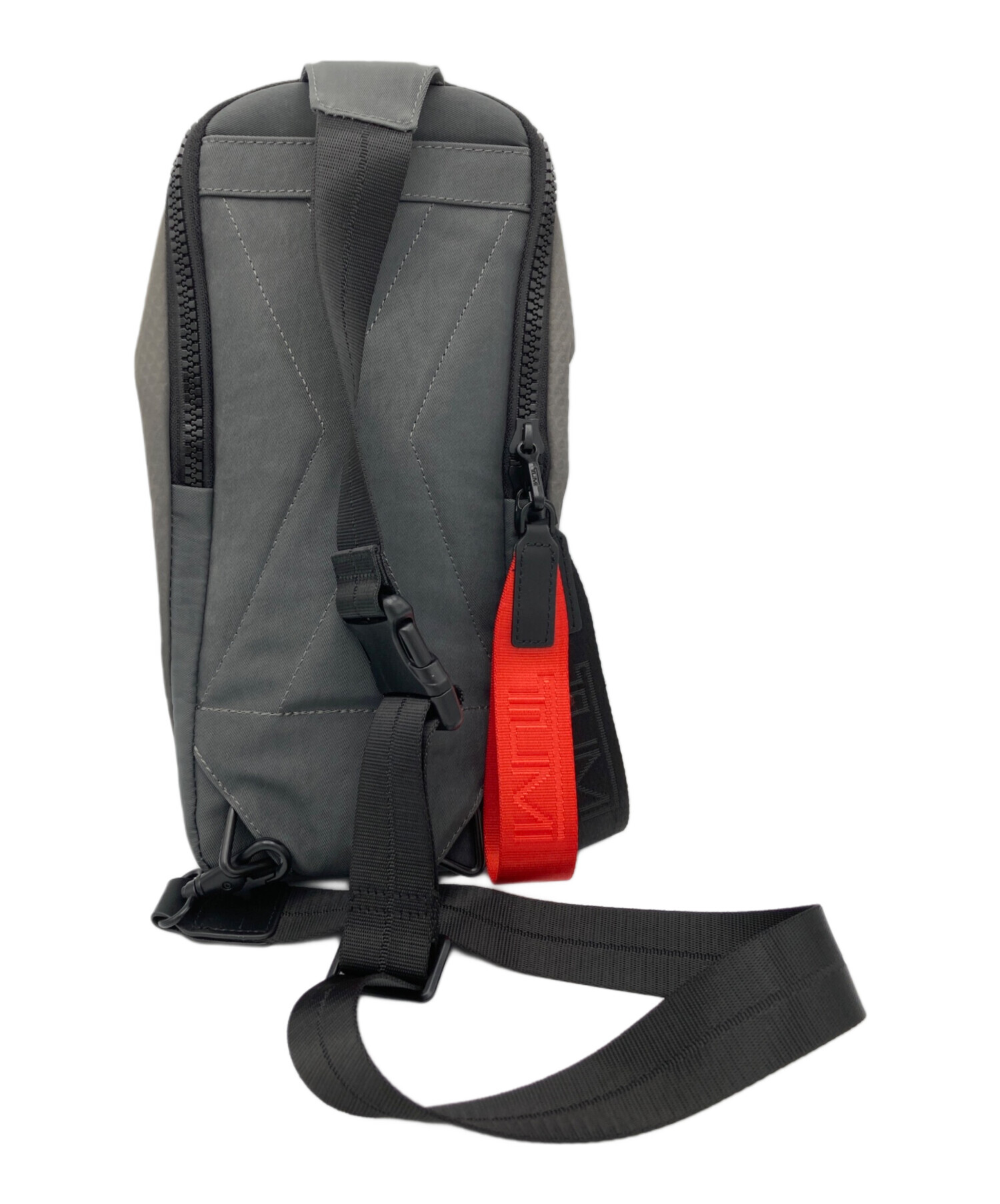 中古・古着通販】TUMI (トゥミ) ボーズマン スリングバッグ グレー