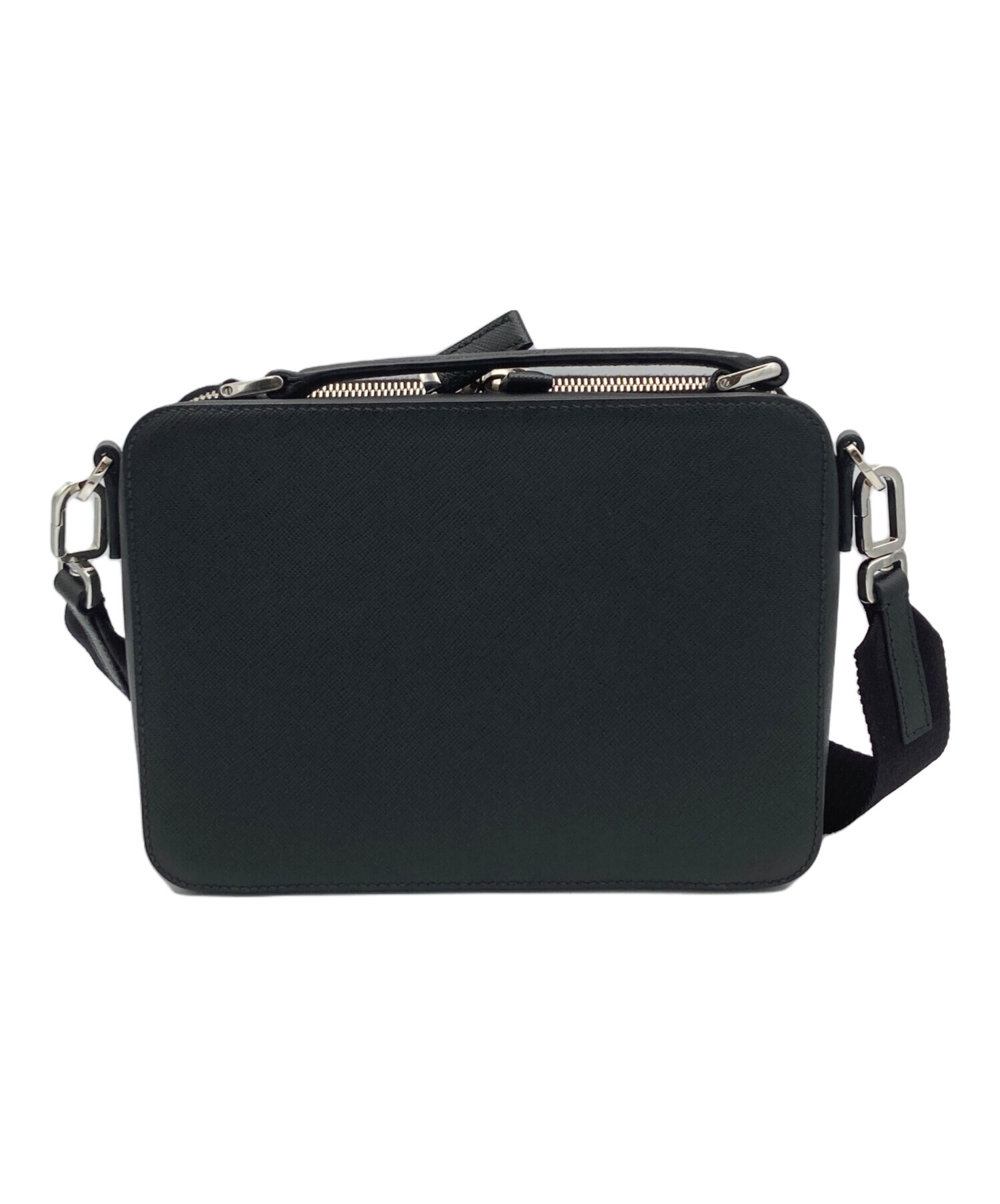 PRADA バッグ (中古品) 中古・古着通販】PRADA (プラダ) ショルダーバッグ ブラック｜ブランド