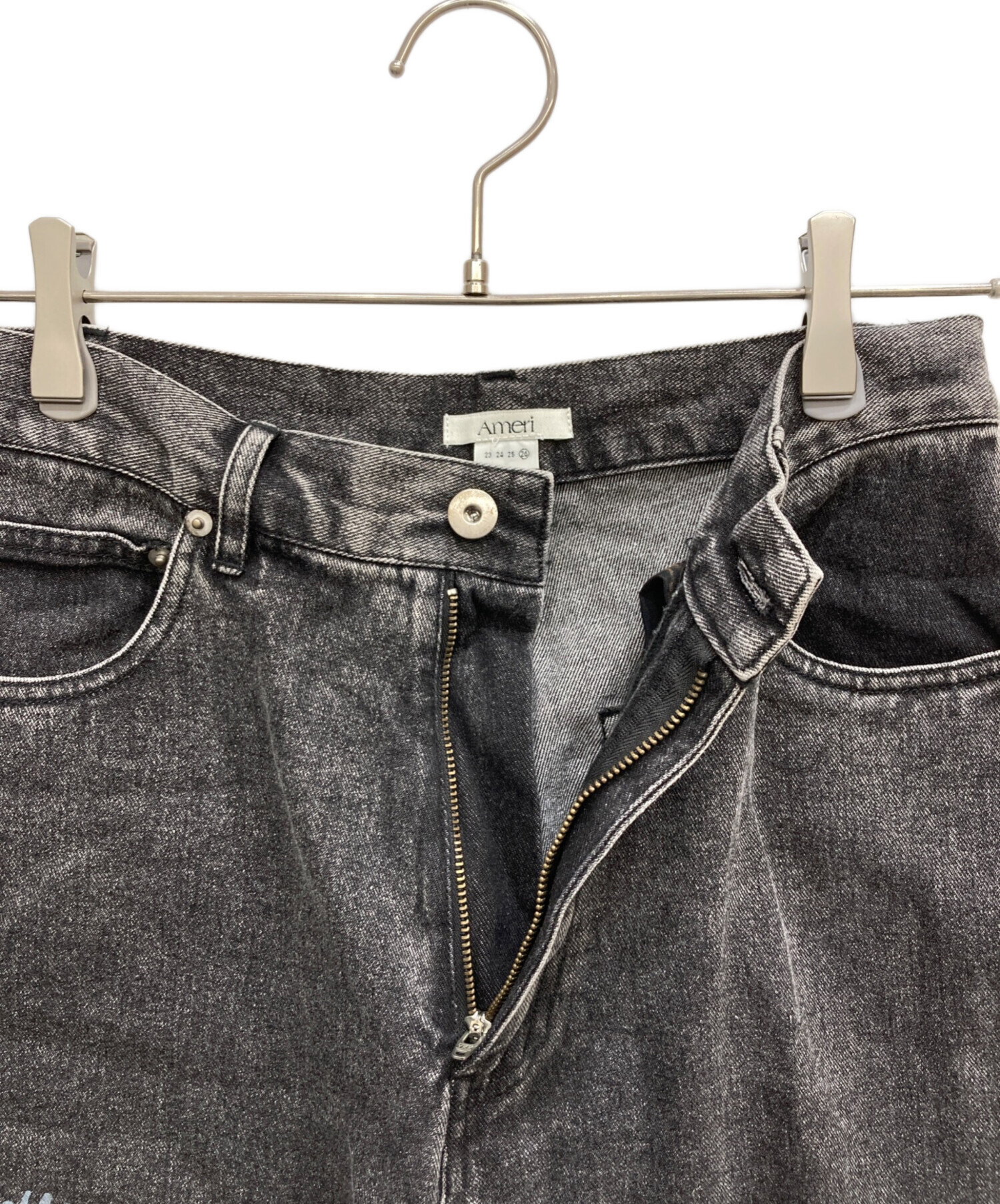 ★新品★ Ameri MOTIF PAINT DENIM 26 中古・古着通販】AMERI (アメリ) PAINT MOTIF PRINT DENIM PANTS