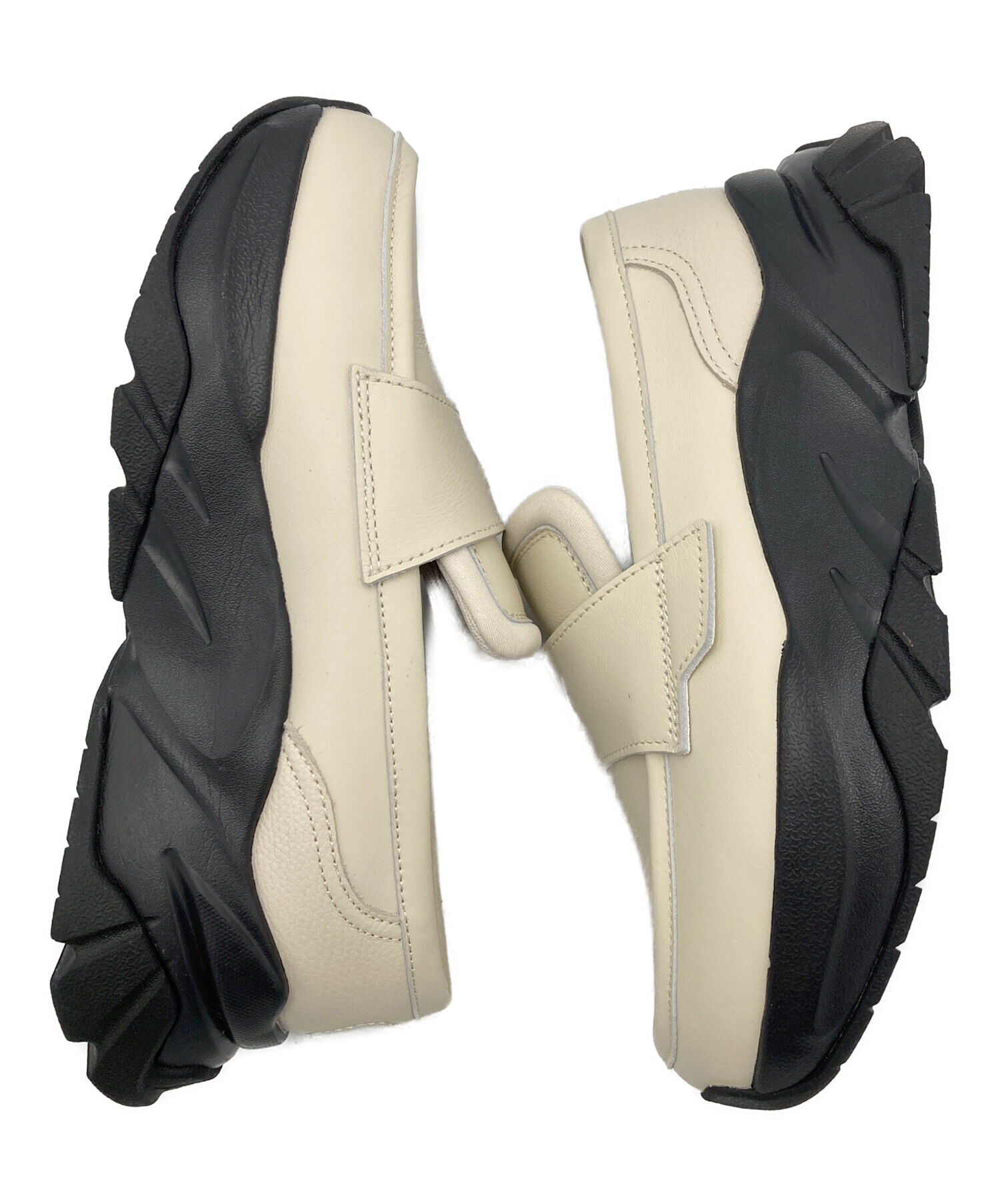 未使用 PUMA LOAFYR ALPINE  プーマ スリッポン 中古・古着通販】PUMA (プーマ) LOAFYR WNS ALPINE SNOW アイボリー