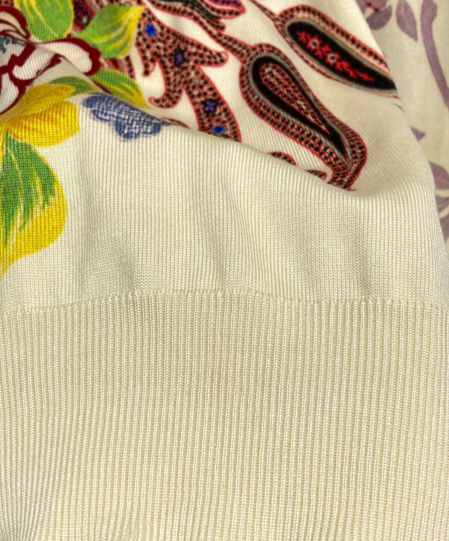中古・古着通販】ETRO (エトロ) シルク混総柄半袖ニット アイボリー