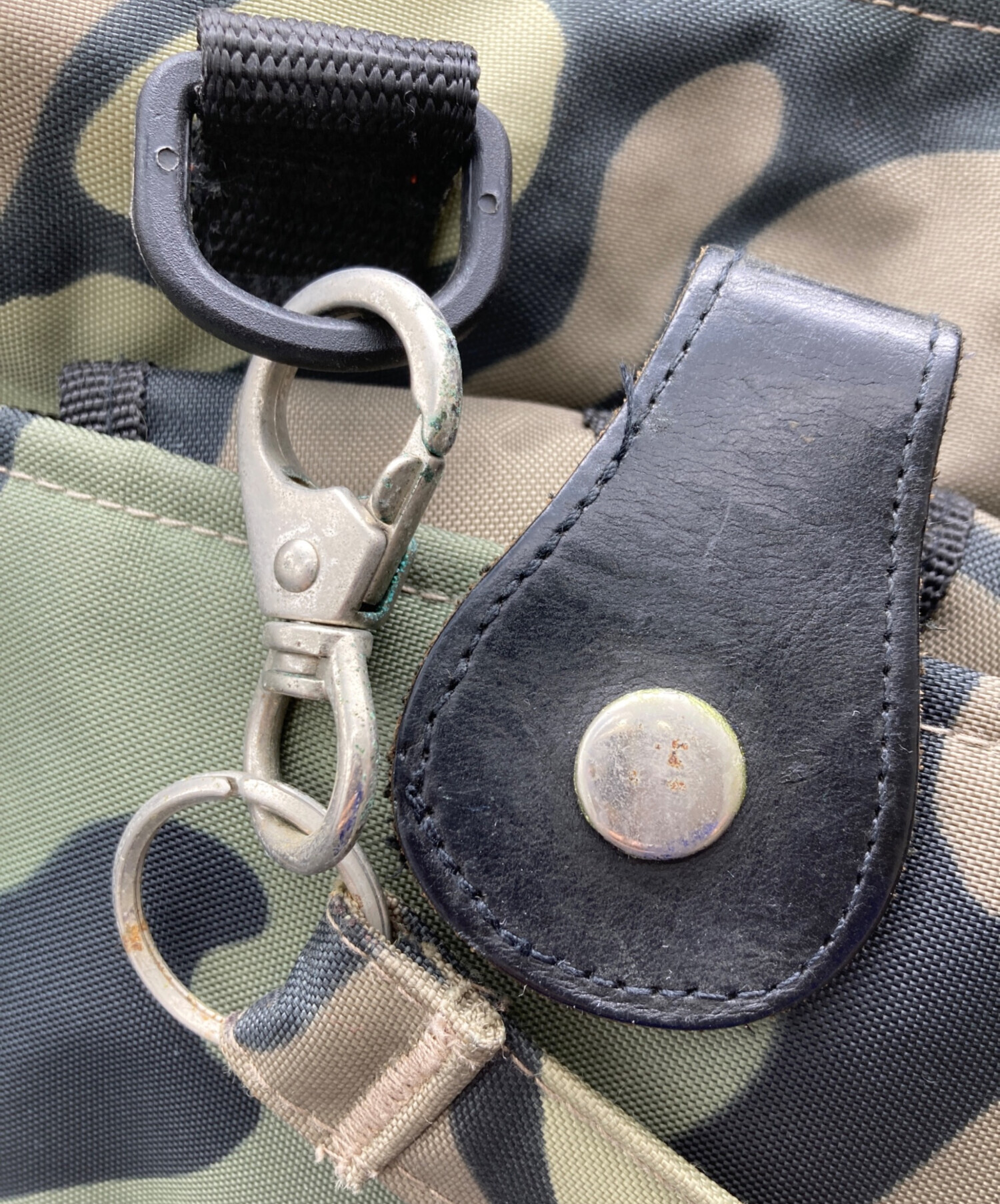 中古・古着通販】maharishi (マハリシ) ヘルメットバッグ グリーン