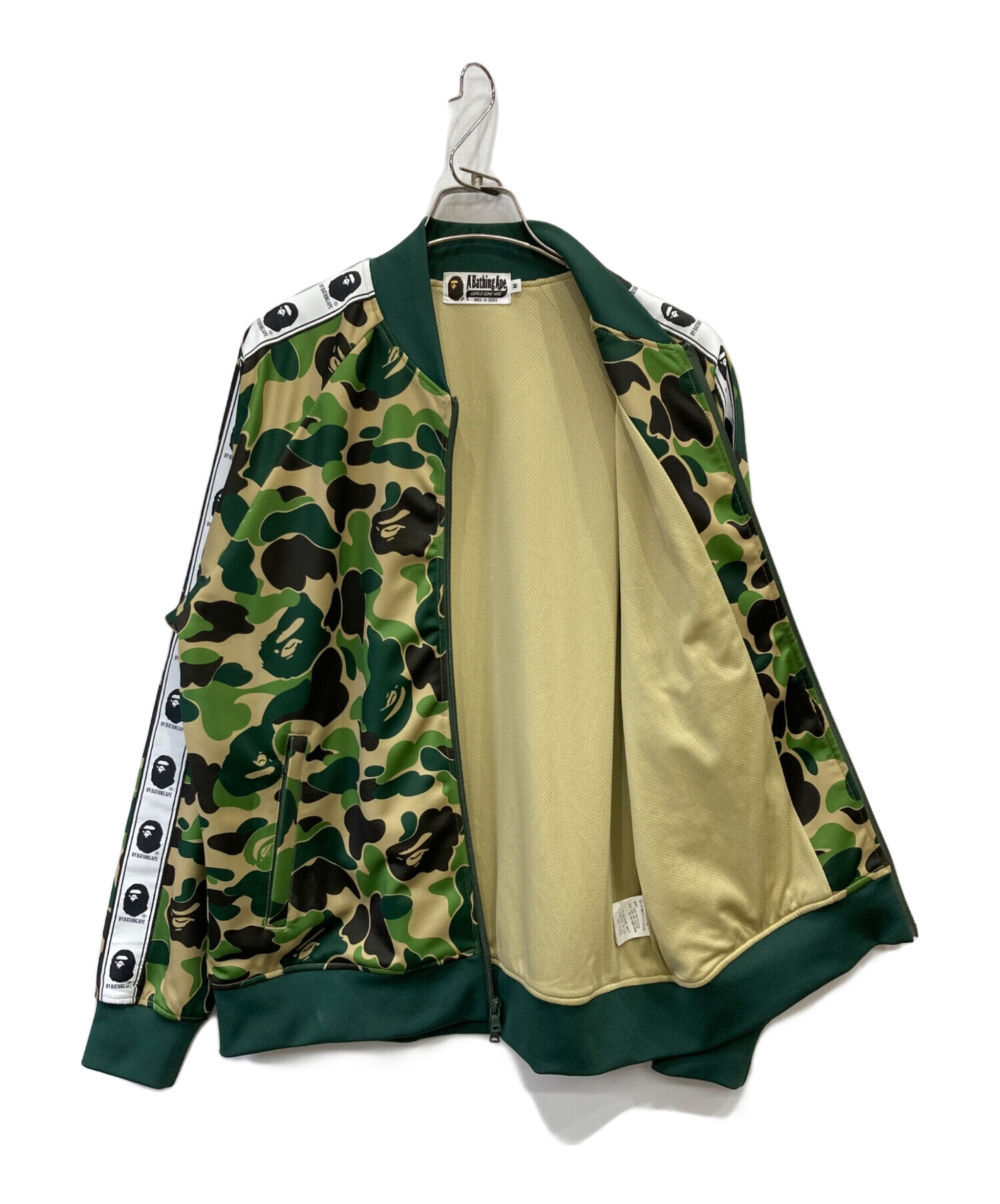 A Bathing Ape トラックジャケット　Mサイズ 中古・古着通販】A BATHING APE (アベイシングエイプ) カモフラ