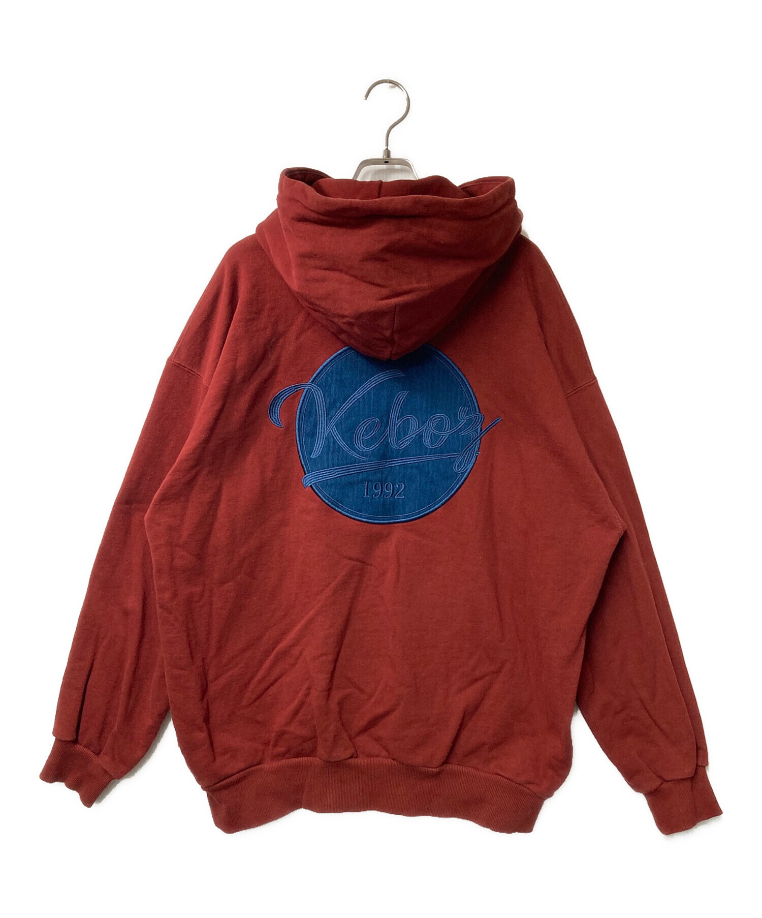 中古・古着通販】KEBOZ (ケボズ) 刺繍ロゴプルオーバーパーカー KEBOZ