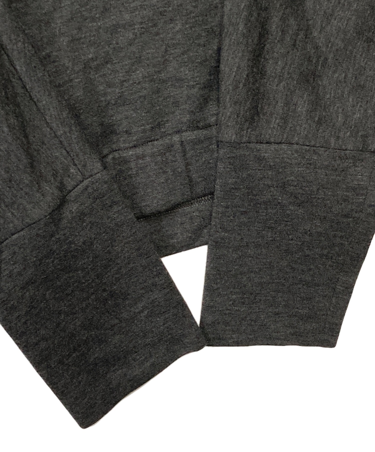 中古・古着通販】ADORE (アドーア) ストレッチダンボールカットソー