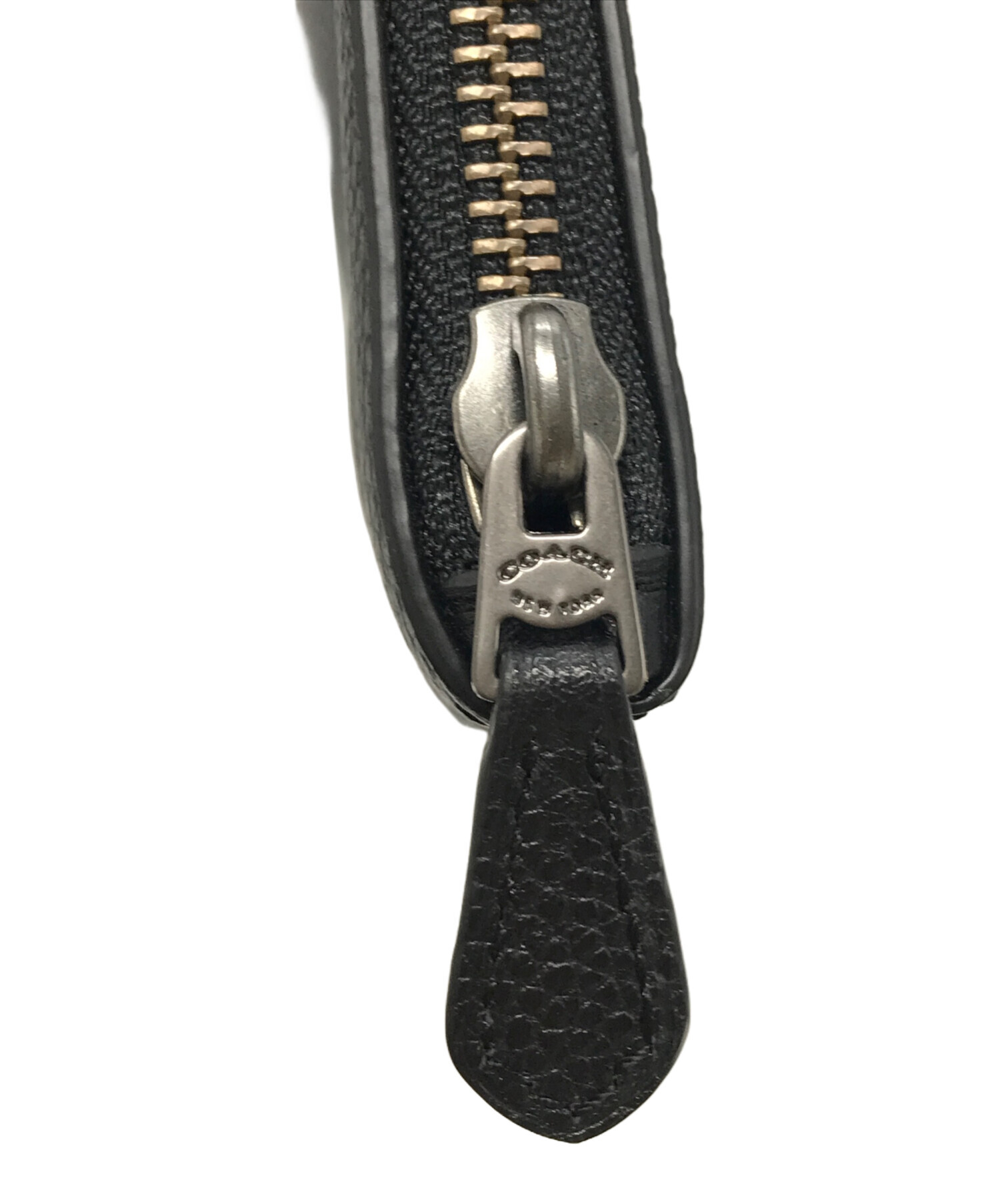 ほぼ未使用♫ coach バッグ 中古・古着通販】COACH (コーチ) クラッチバッグ F28557 ブラック