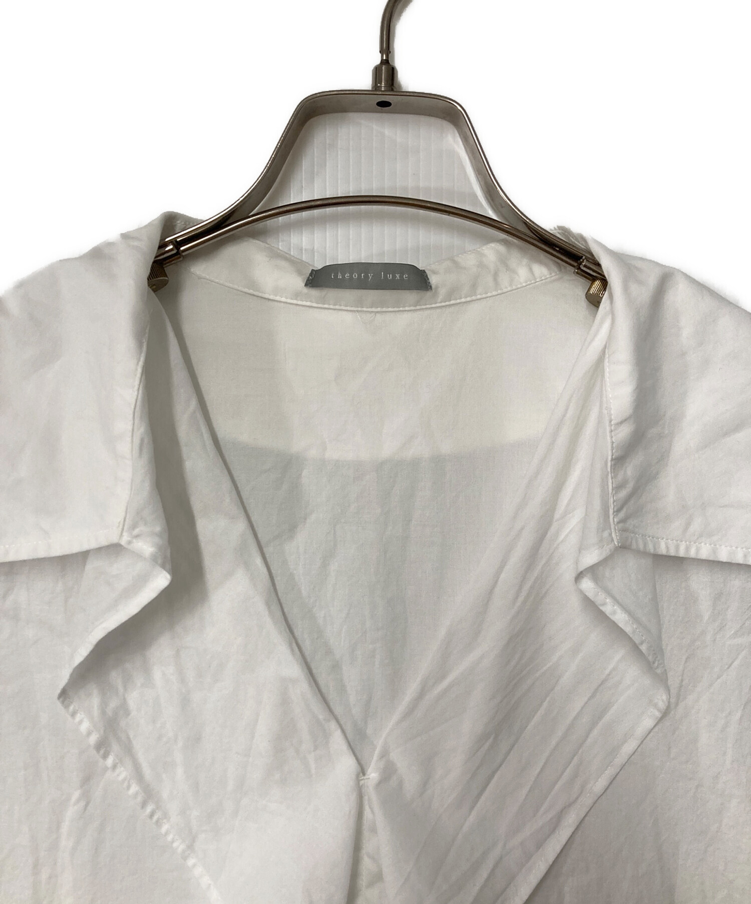 【未使用】theory luxe ホワイト ノーカラージャケット　38 美品✨セオリーリュクス ノーカラージャケット ホワイト 38 美品
