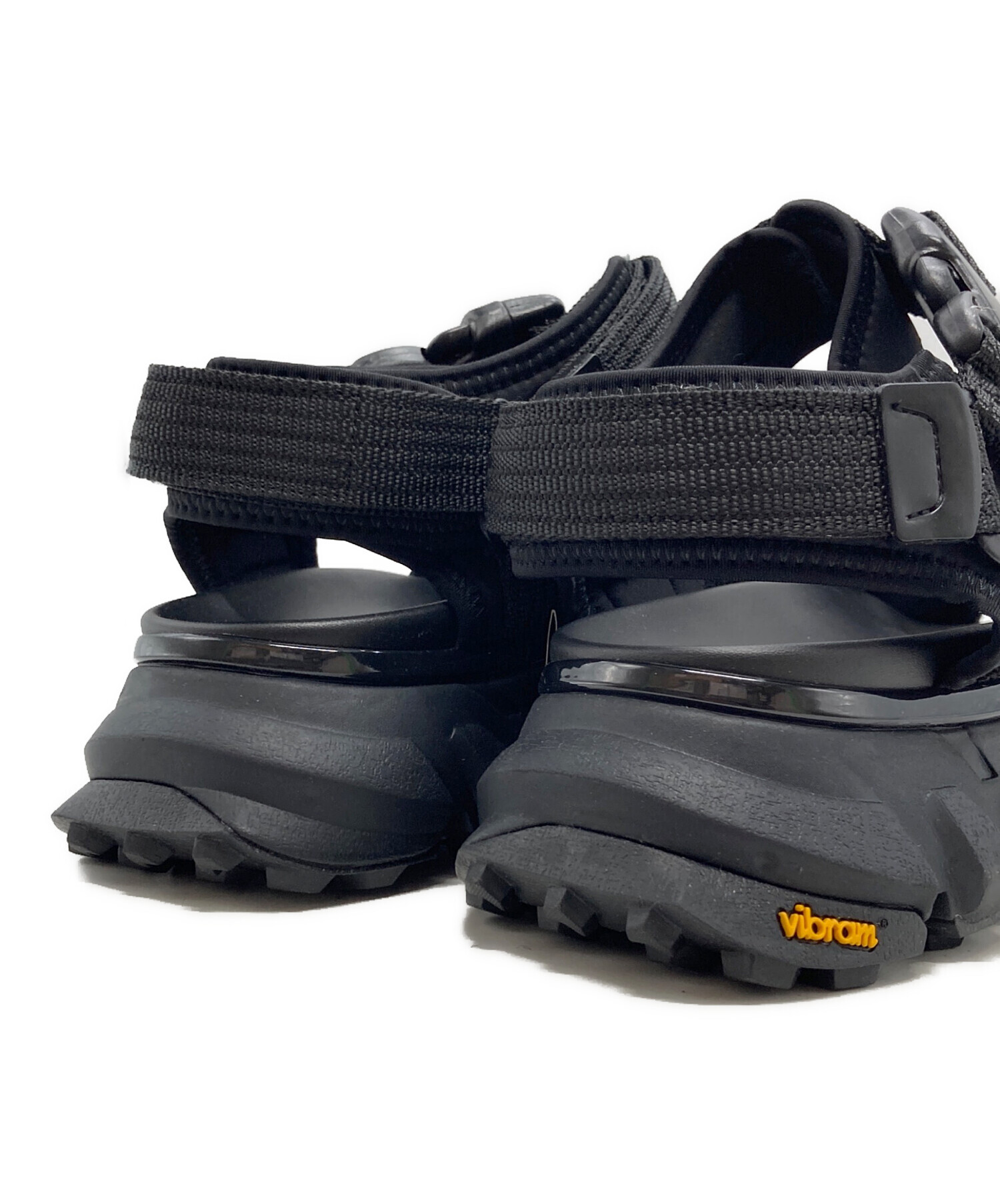 中古・古着通販】ZARA (ザラ) Vibram ハイキングサンダル ブラック