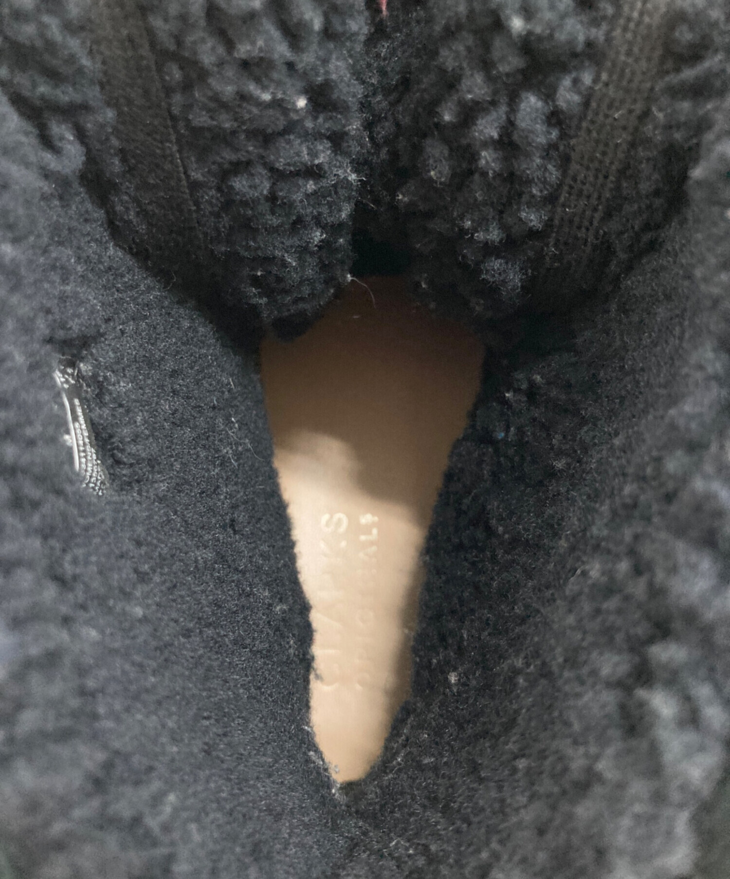 中古・古着通販】CLARKS (クラークス) ムートンブーツ ブラック サイズ 中古・古着通販】CLARKS (クラークス) ムートンブーツ ブラック サイズ