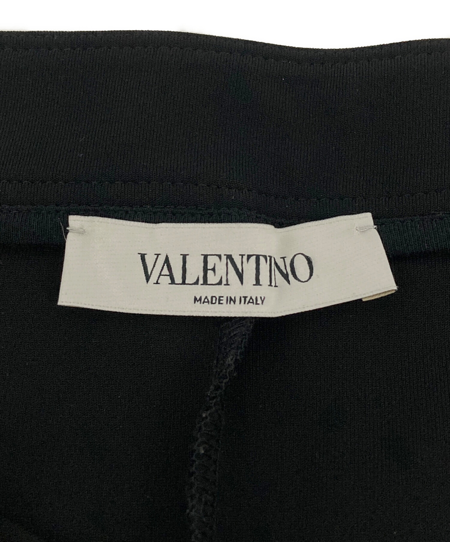 VALENTINO ラップスカート風ショートパンツ　未使用 中古・古着通販】VALENTINO (ヴァレンティノ) ラップスカート風