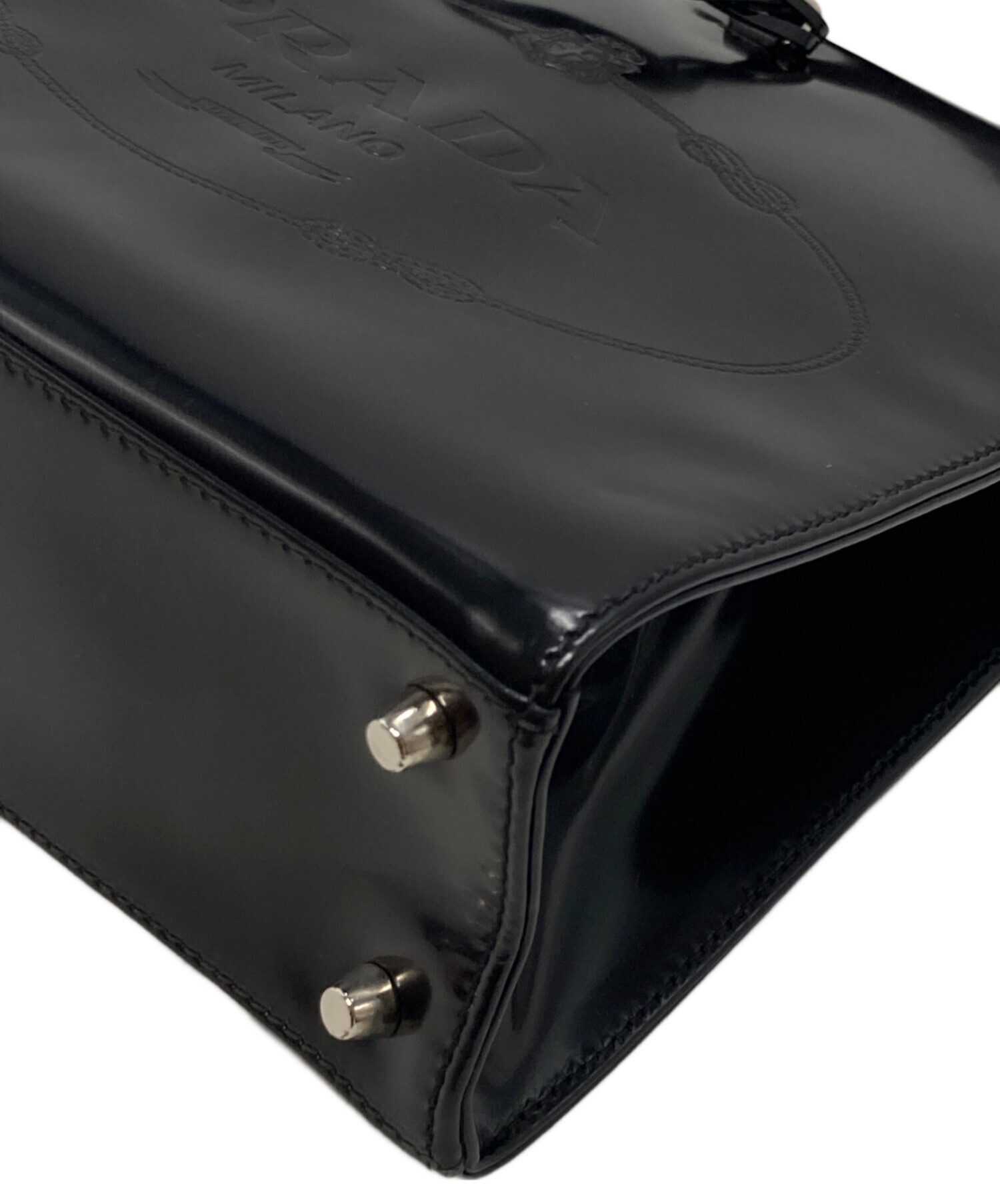 中古・古着通販】PRADA (プラダ) エンボスロゴ パテントレザー