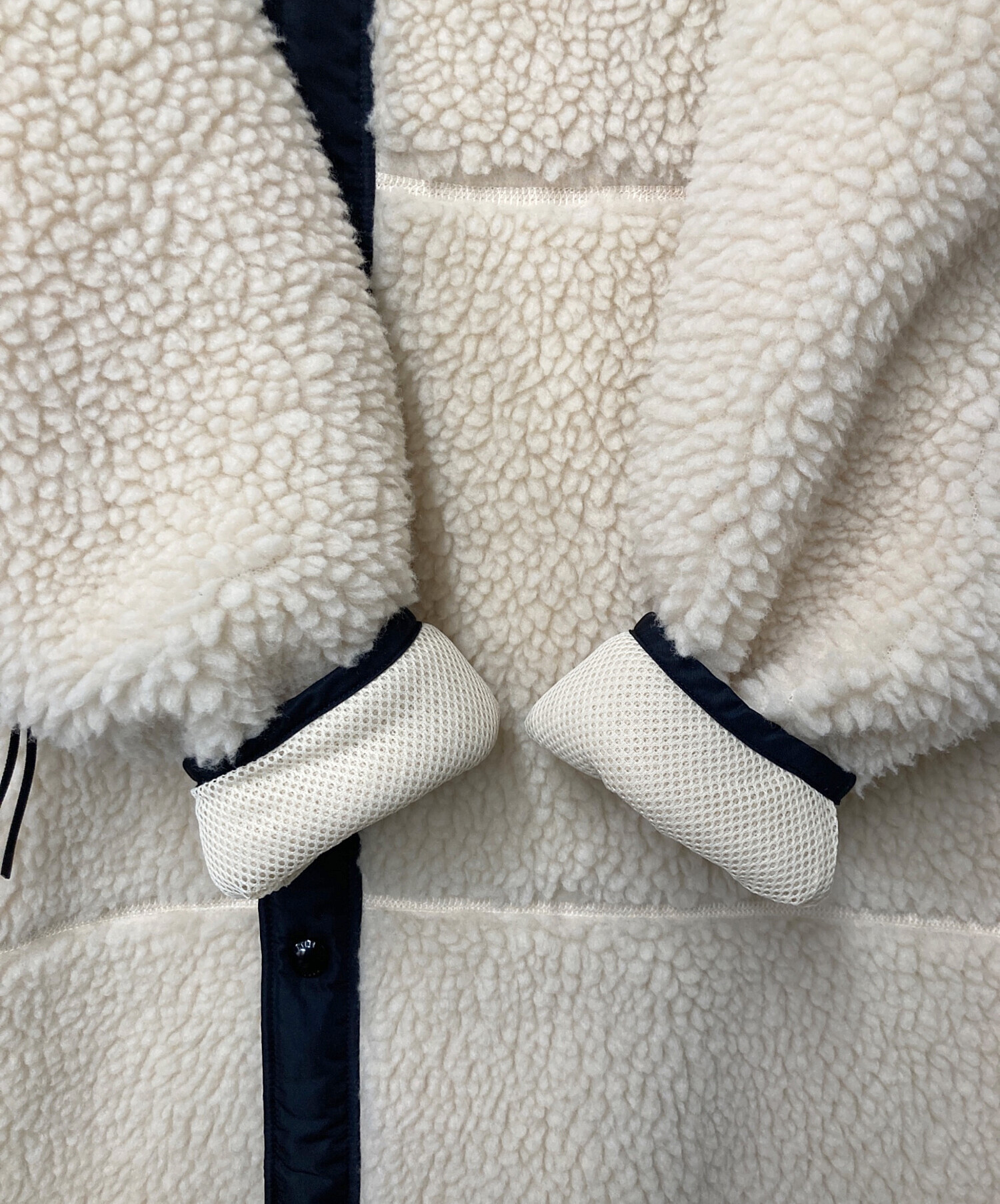 新品、タグ付き！Hyke コート サイズ1 アイボリー ホワイト HYKE