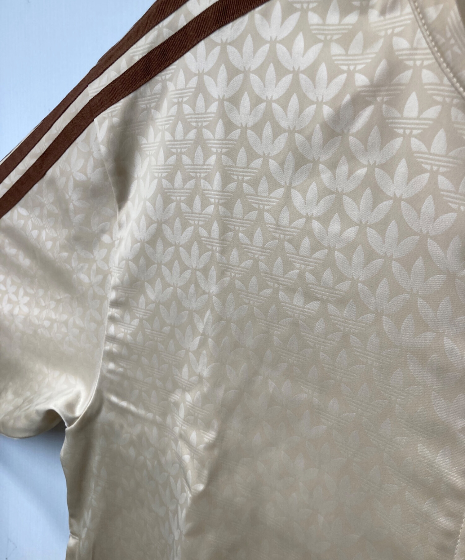中古・古着通販】adidas (アディダス) モノグラム サテン ファイヤー