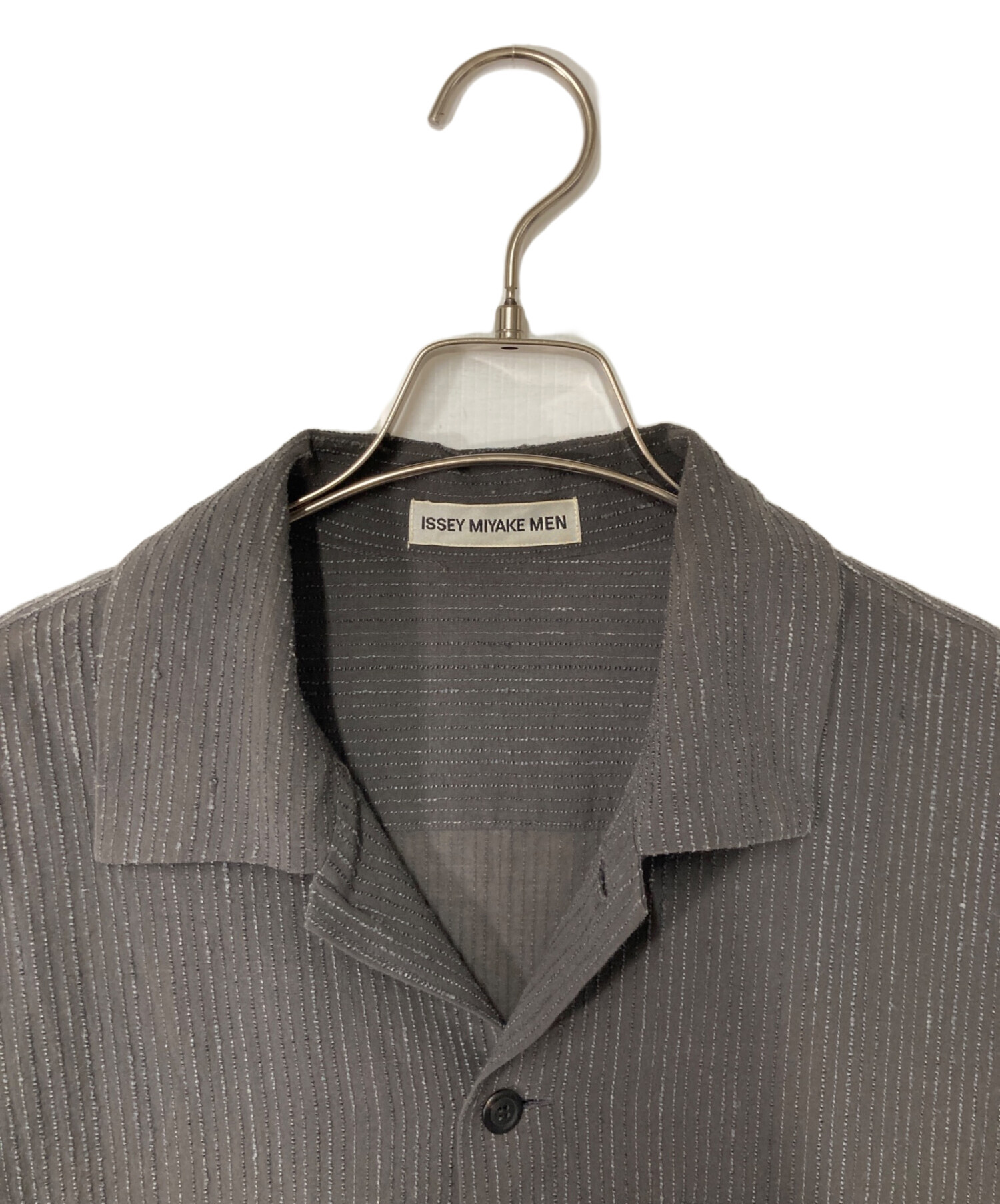 ISSEY MIYAKE ストライプ柄オーバーサイズシャツ 100'S ファッション ISSEY MIYAKE ストライプ柄オーバーサイズシャツ