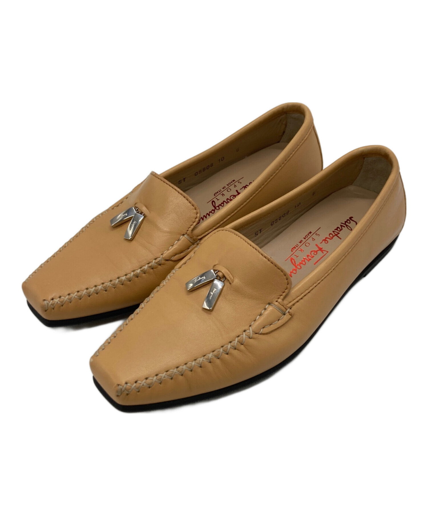 Salvatore Ferragamo サルヴァトーレフェラガモ シューズ 5 1/2C ベージュ/ブラウン レディース 中古・古着通販】Salvatore Ferragamo (サルヴァトーレ フェラガモ