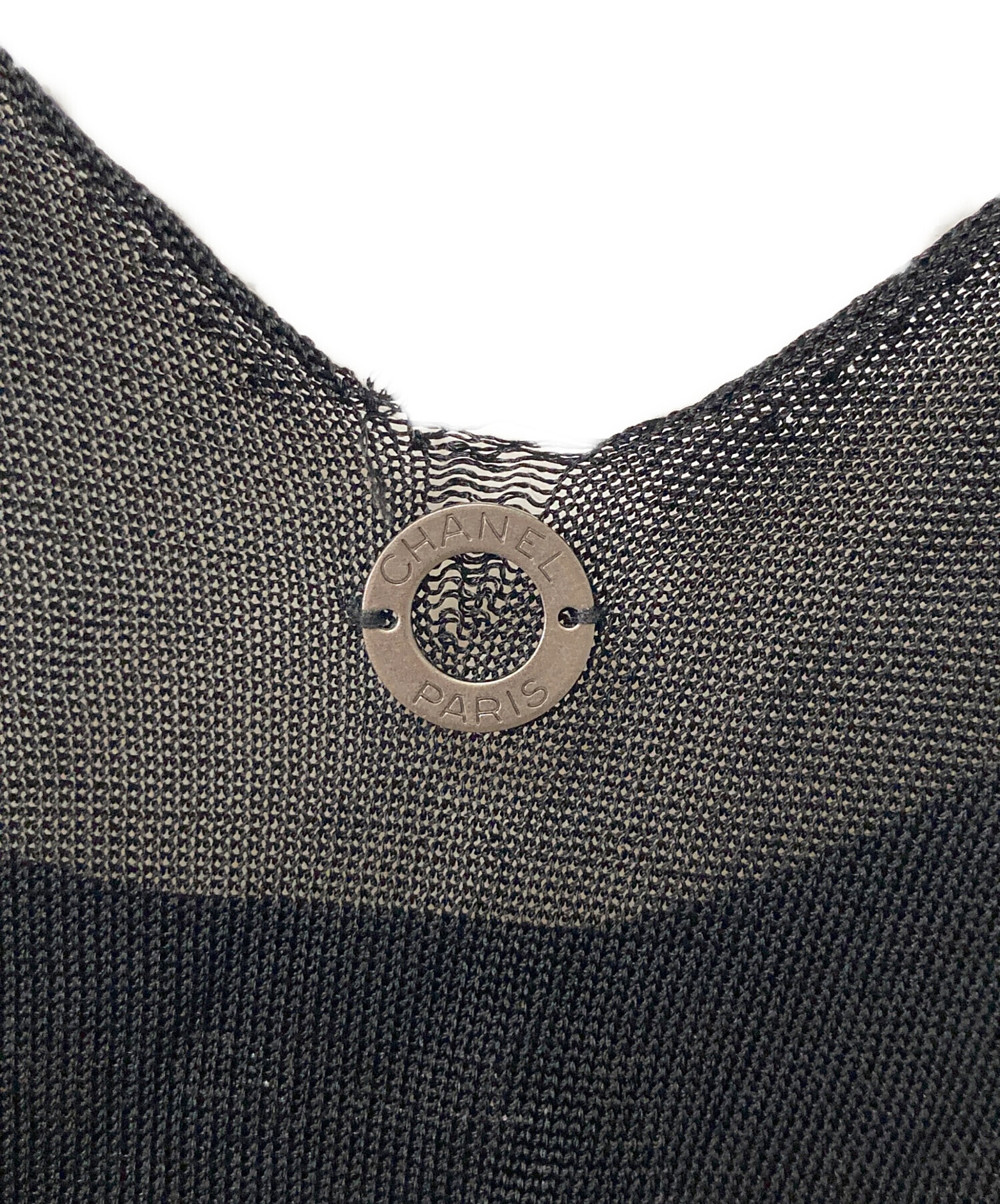 中古・古着通販】CHANEL (シャネル) ロゴプレートキャミソール