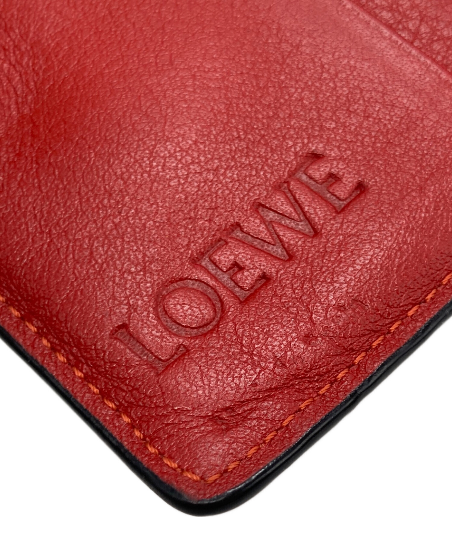 LOEWE ワインレッド 二つ折り財布 中古・古着通販】LOEWE (ロエベ) 2つ折り財布 レッド｜ブランド・古着