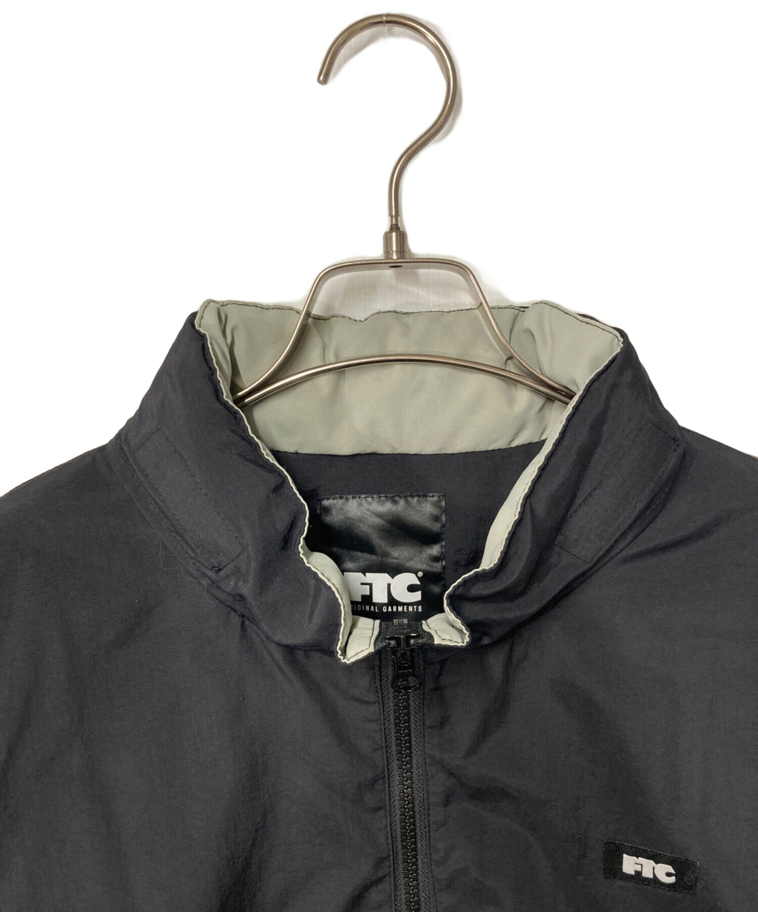 中古・古着通販】FTC (エフティーシー) NYLON TRACK JACKET ブラック