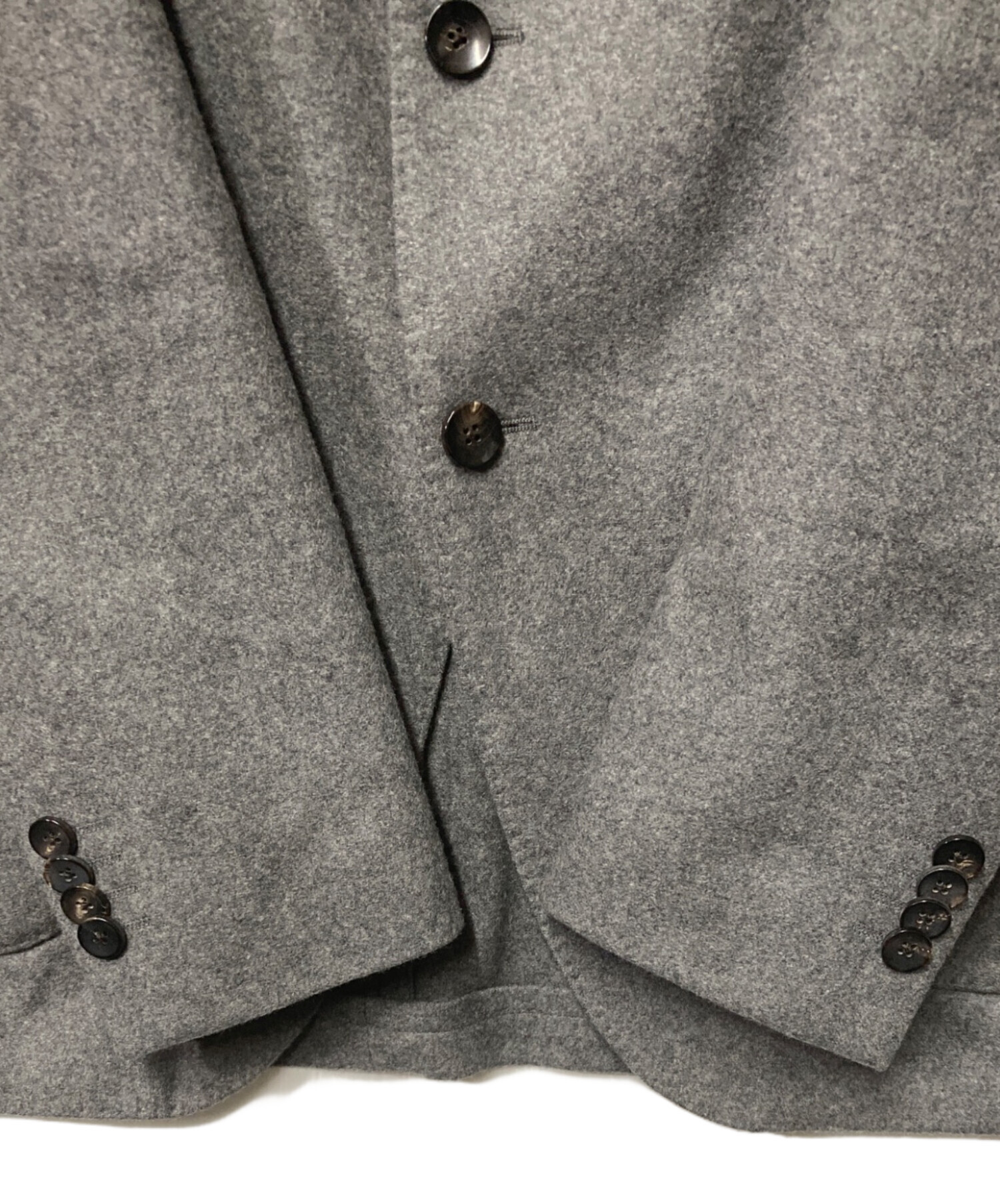 <美品>LARDINI カシミヤ100% グレージュ ジャケット サイズ46 中古・古着通販】LARDINI (ラルディーニ) カシミヤウール段返りB