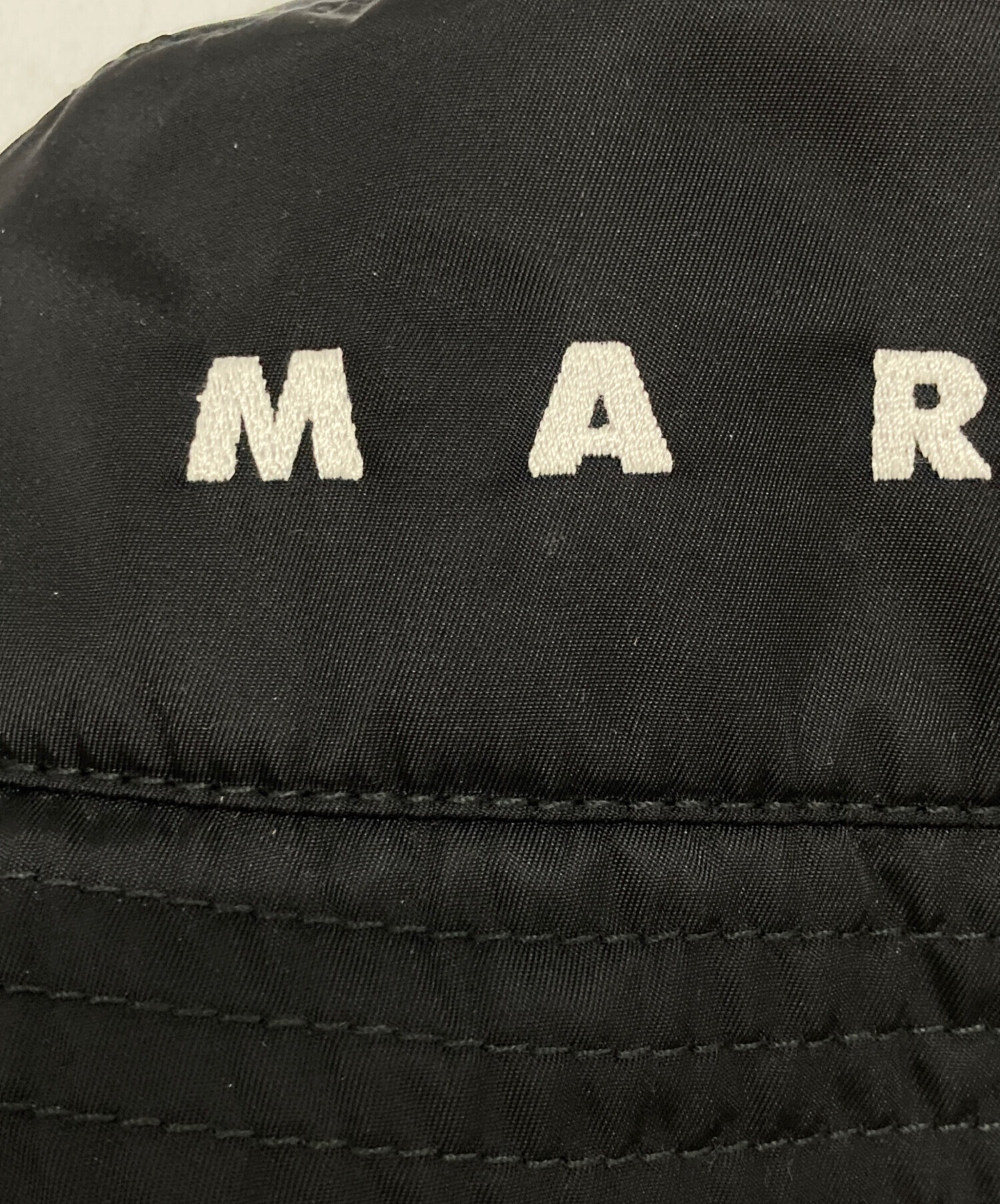 中古・古着通販】MARNI (マルニ) ロゴ刺繍バケットハット ブラック