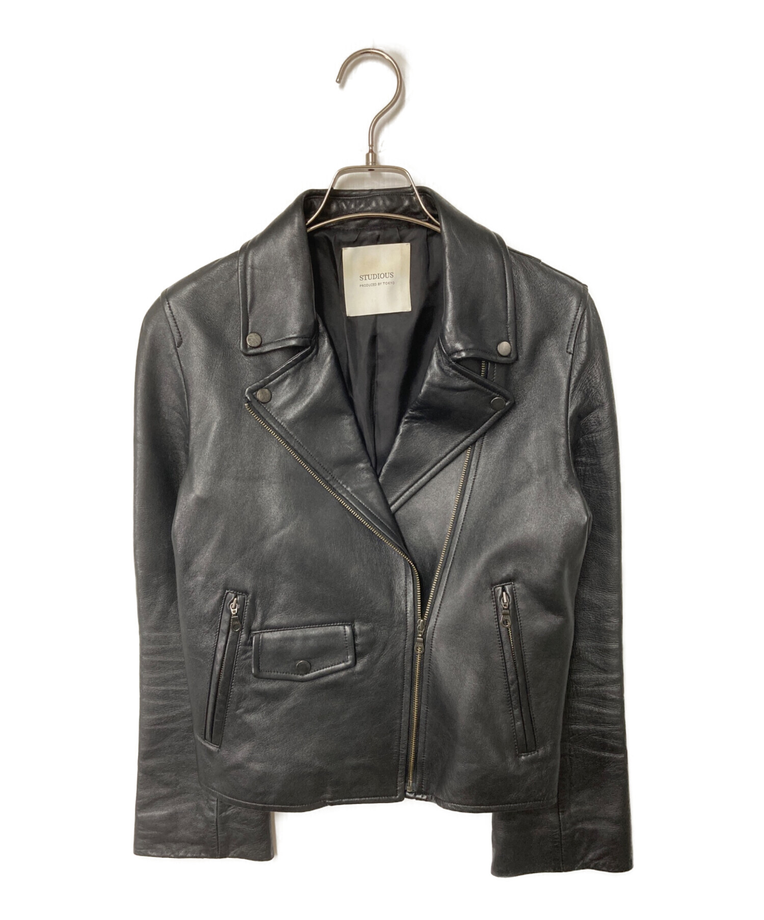 【美品】STUDIOUS ライダース　レザージャケット　ダブル　羊革 中古・古着通販】STUDIOUS (ステュディオス) ラムレザーダブル