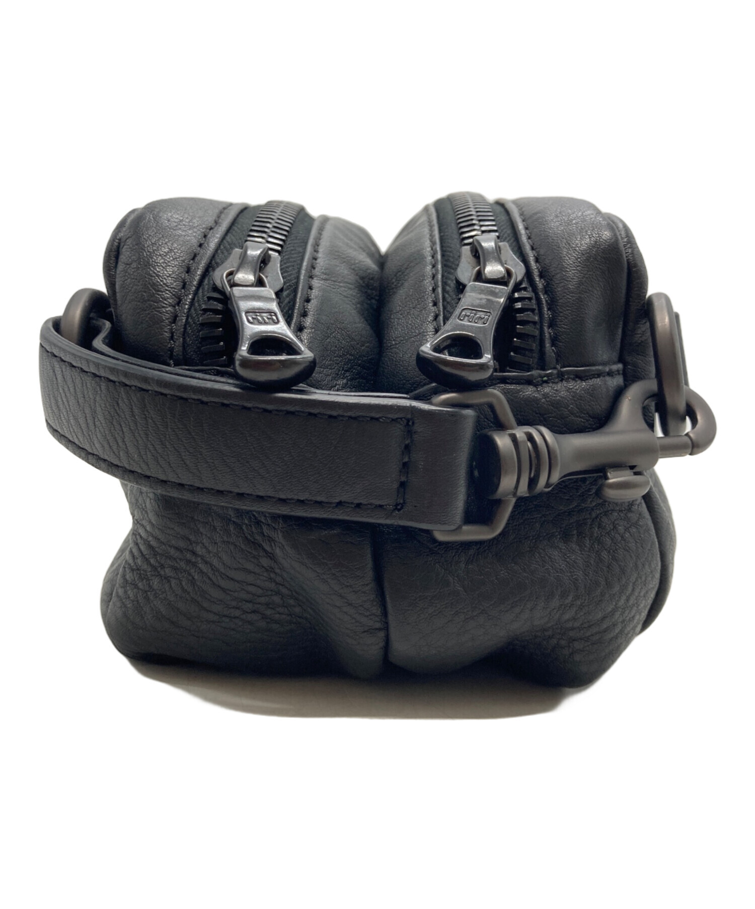 【中古】旧作 BRIEFING(ブリーフィング)OVAL 中古・古着通販】BRIEFING (ブリーフィング) ハンドバッグ ブラック