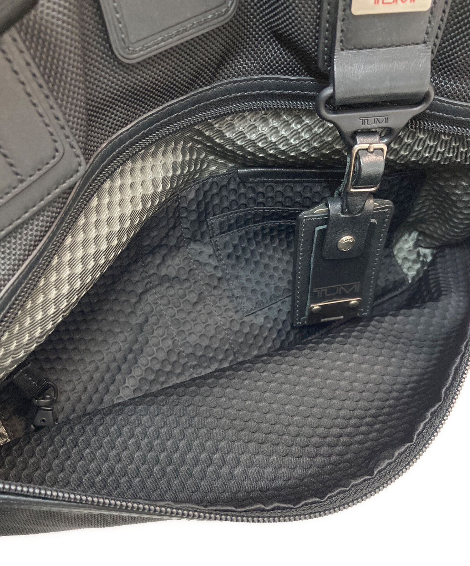 中古・古着通販】TUMI (トゥミ) ナイロンセカンドバッグ ブラック