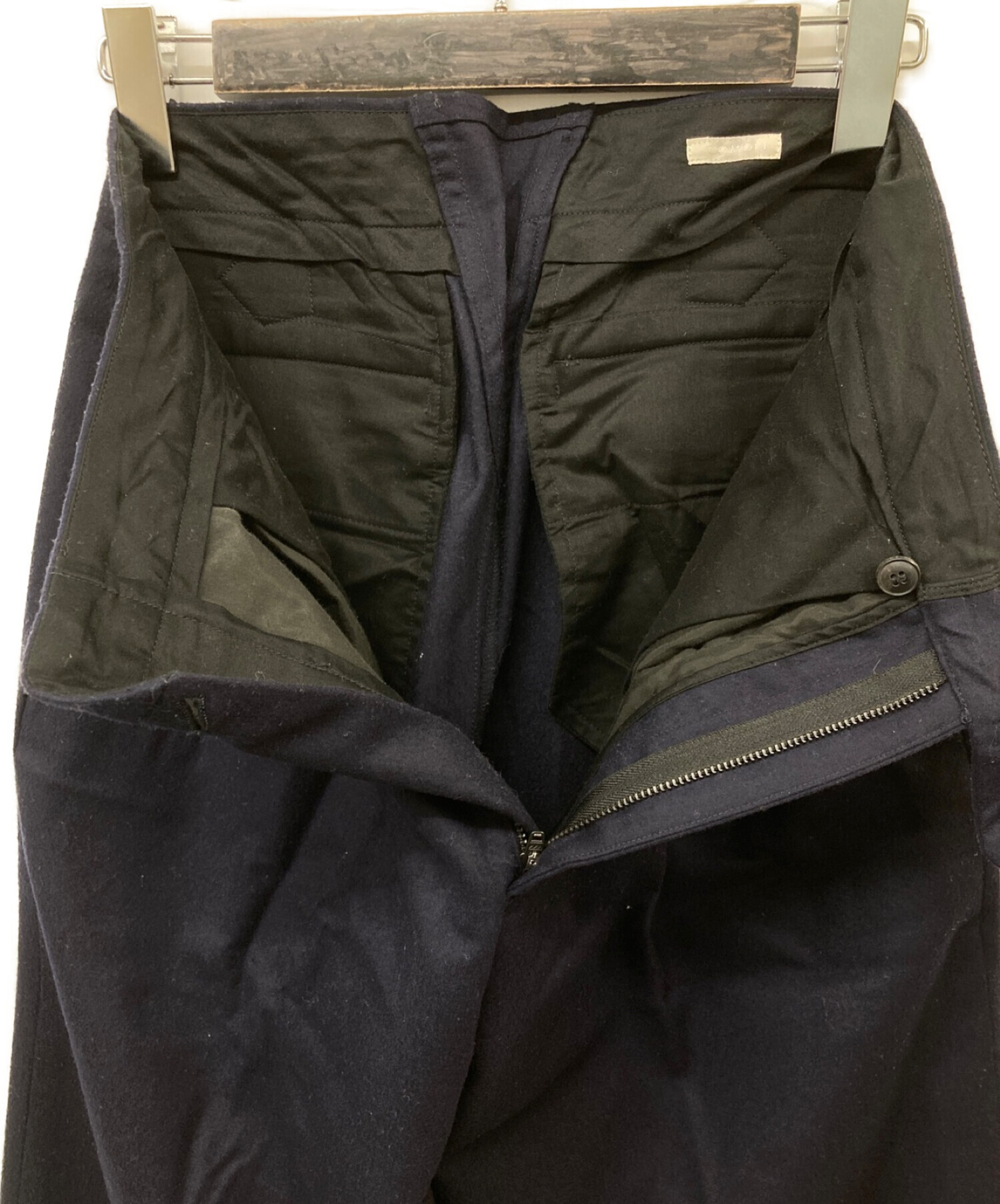 コモリ/comoli フラノ バックストラップパンツ 【公式通販】