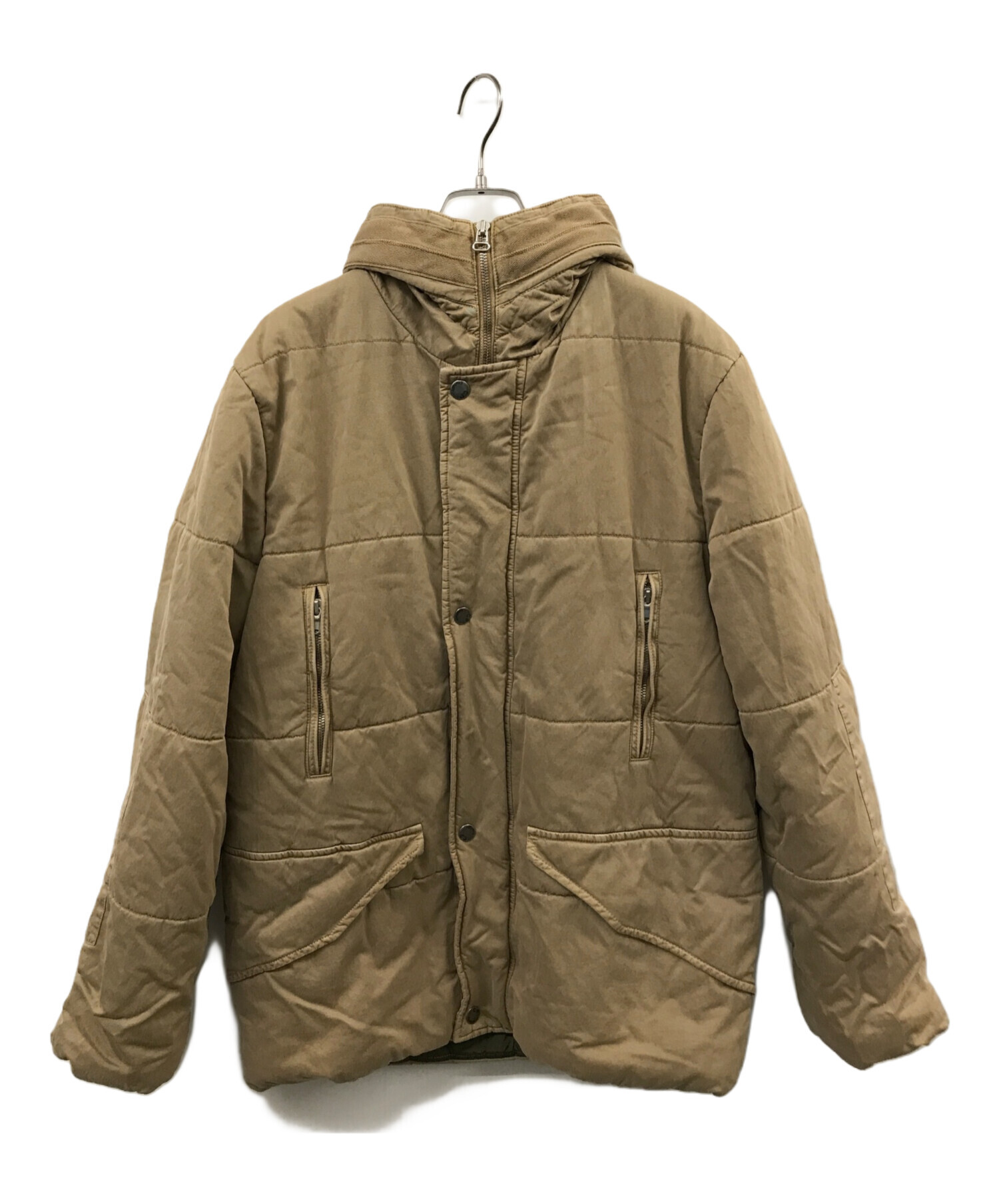 C.P. COMPANY フード付きジャケット ベージュ 中古・古着通販】C.P COMPANY (シーピーカンパニー) フーデットパフ