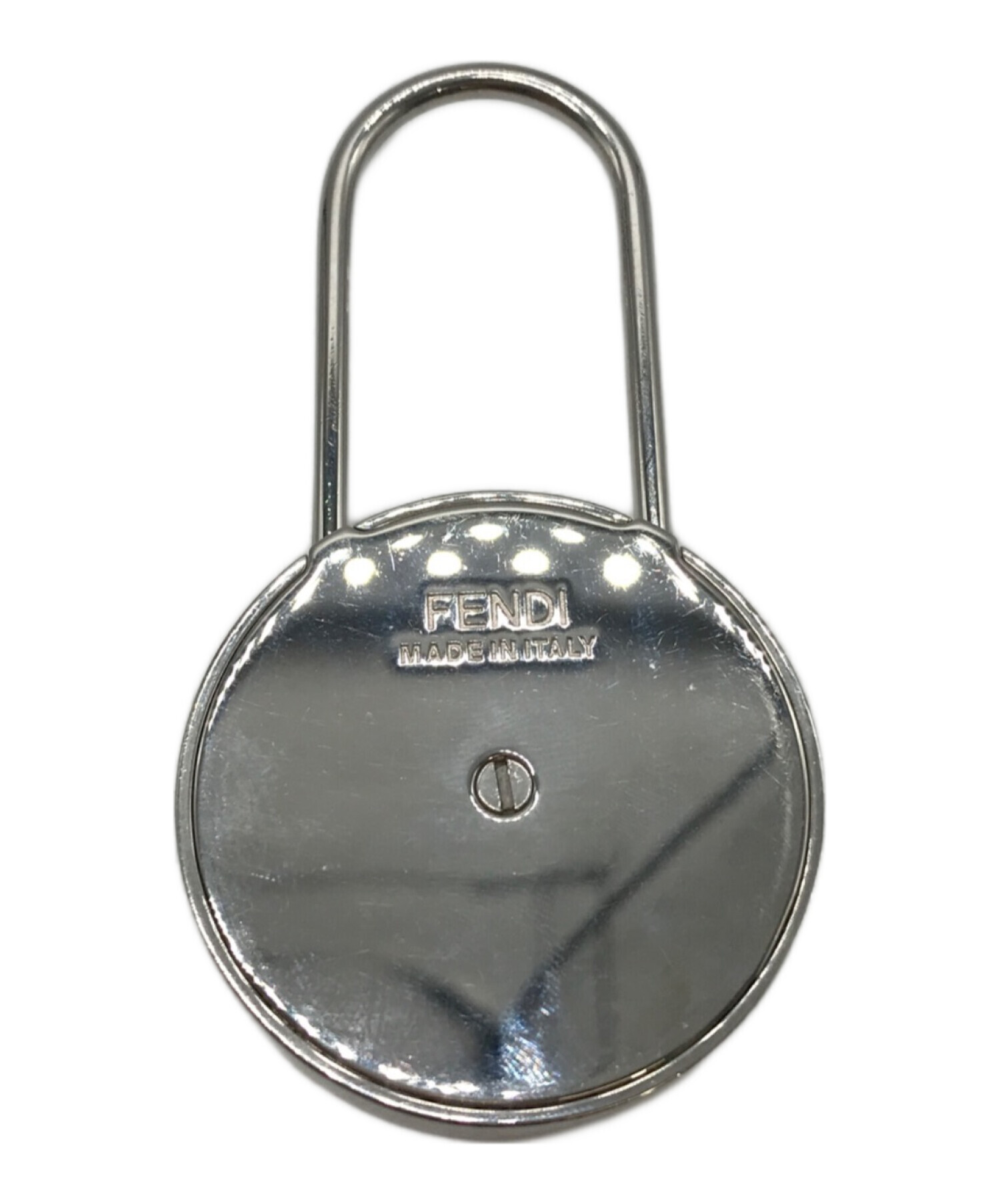 未使用級 フェンディ スター キーホルダー キーリング E90 シルバーチャーム 中古・古着通販】FENDI (フェンディ) メタルキーリング シルバー