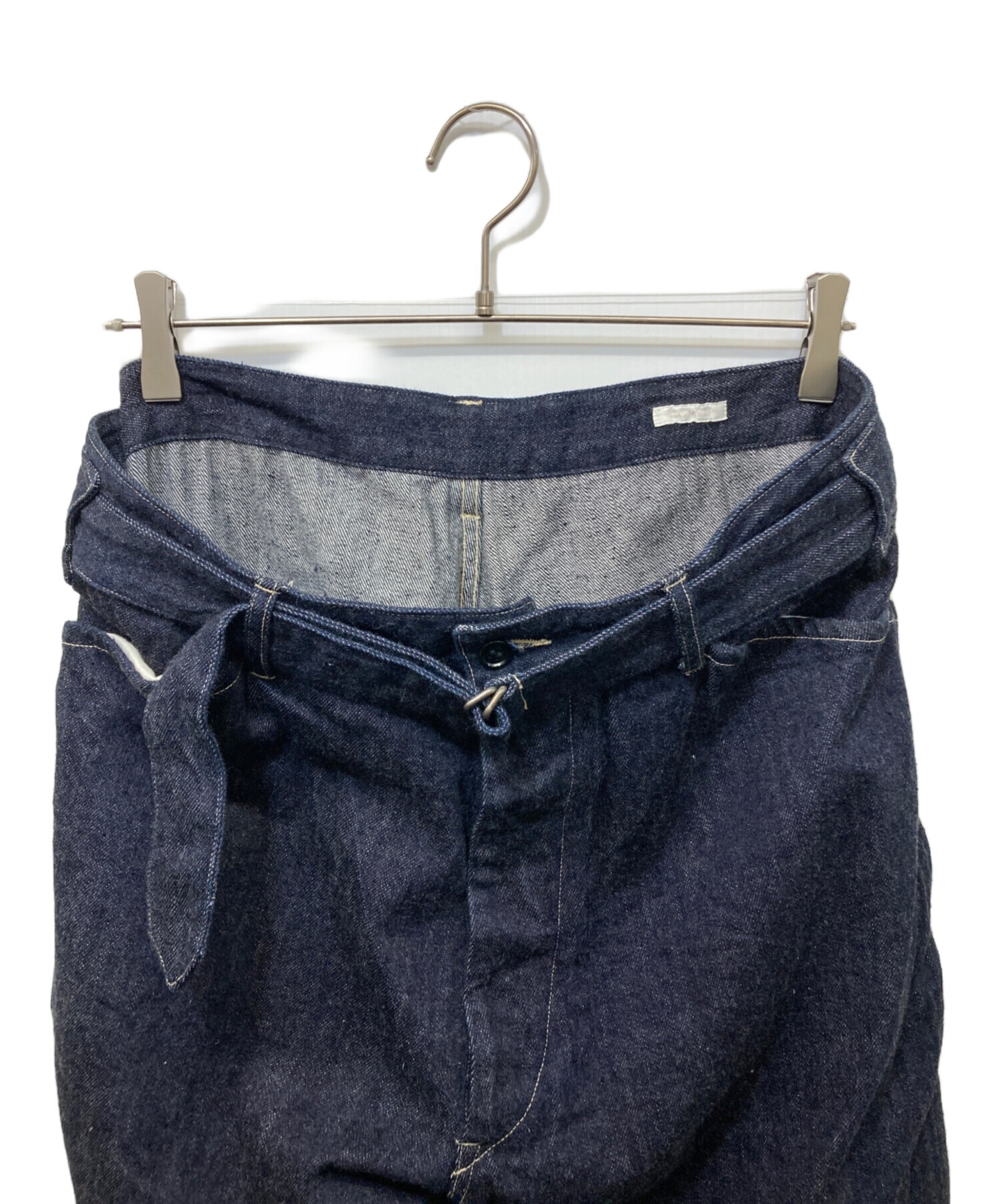 中古・古着通販】COMOLI (コモリ) デニムベルテッドパンツ インディゴ