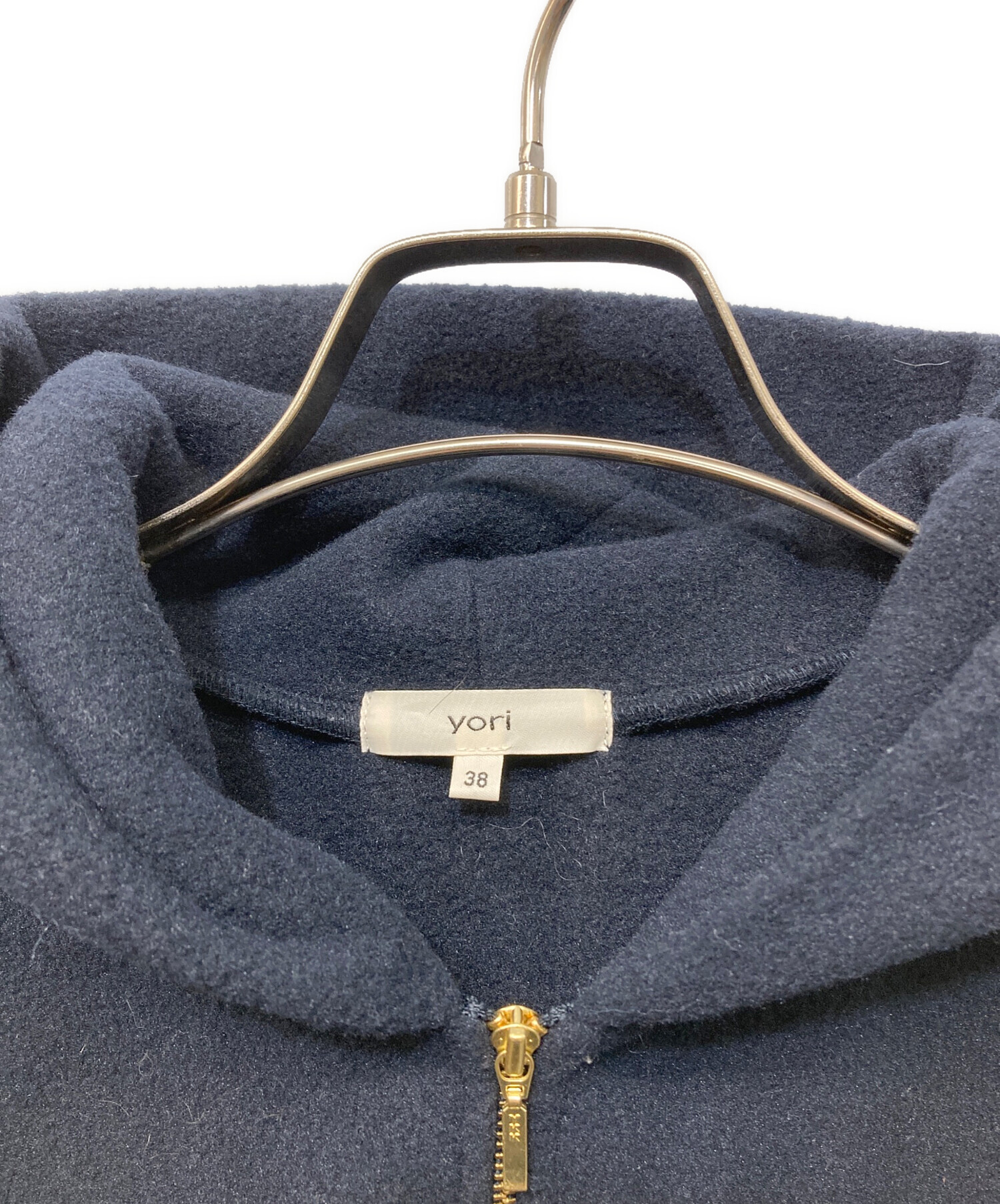 yori Warmコンパクトパーカー 36 ネイビー 中古・古着通販】yori (ヨリ) コンパクトパーカー ネイビー サイズ