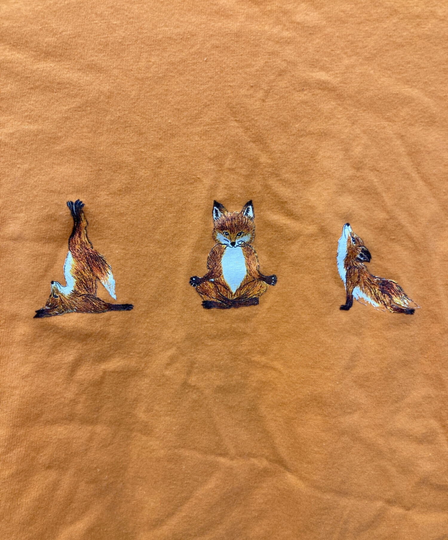 中古・古着通販】MAISON KITSUNE (メゾンキツネ) Yoga Fox Tシャツ