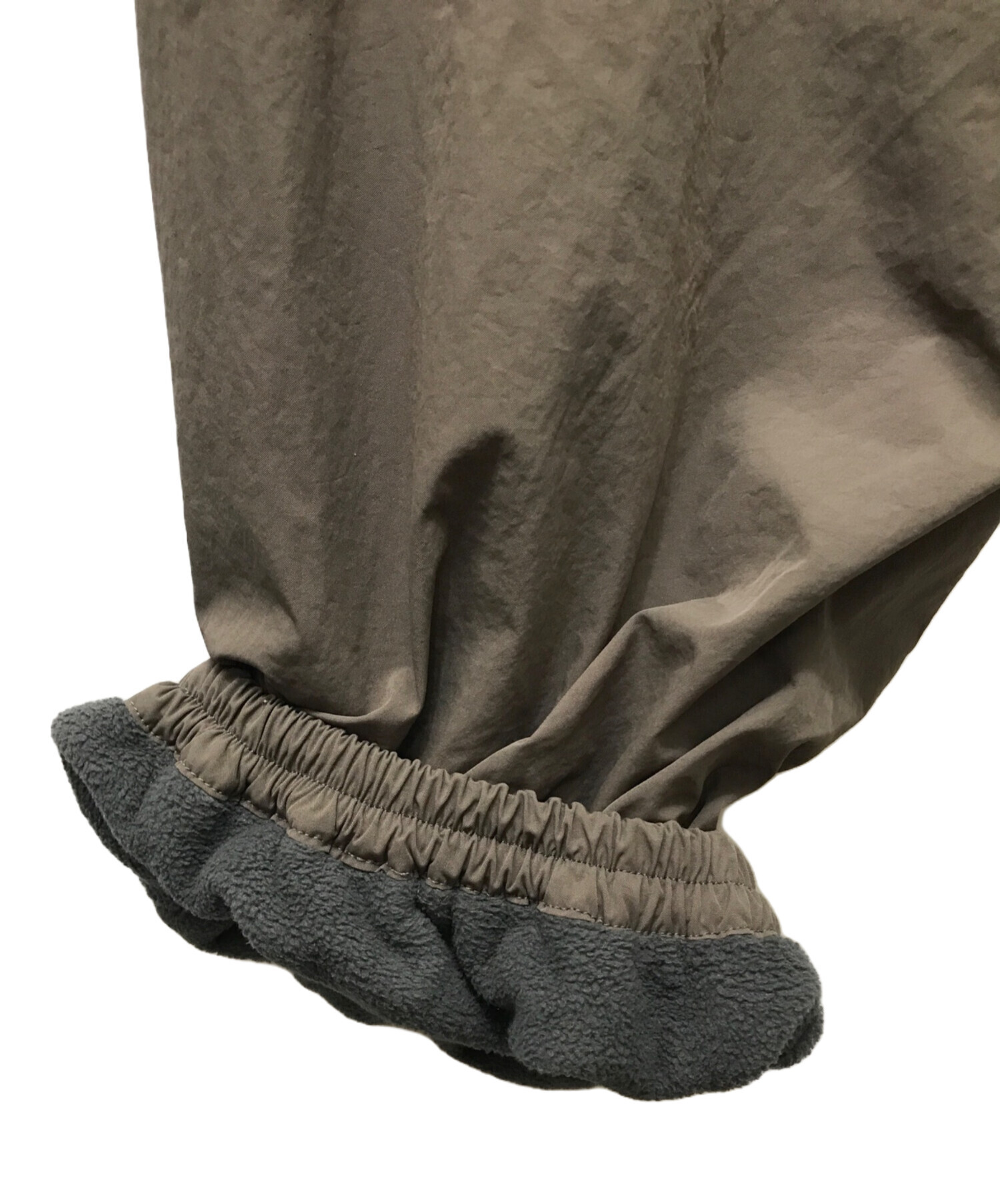 中古・古着通販】Name. (ネーム) REVERSIBLE NYLON EASY PANTS カーキ
