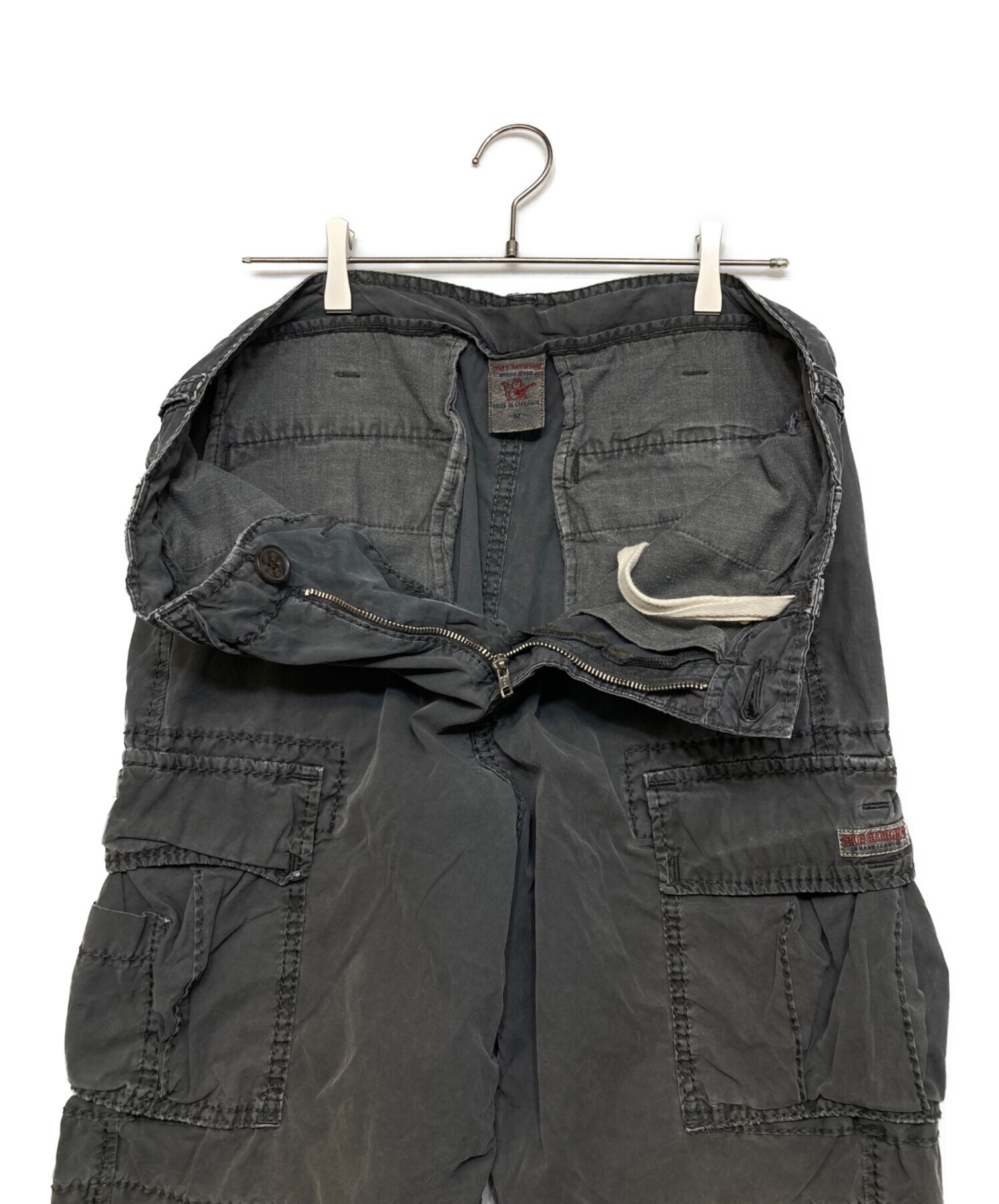 中古・古着通販】TRUE RELIGION (トゥルー レリジョン) カーゴショーツ